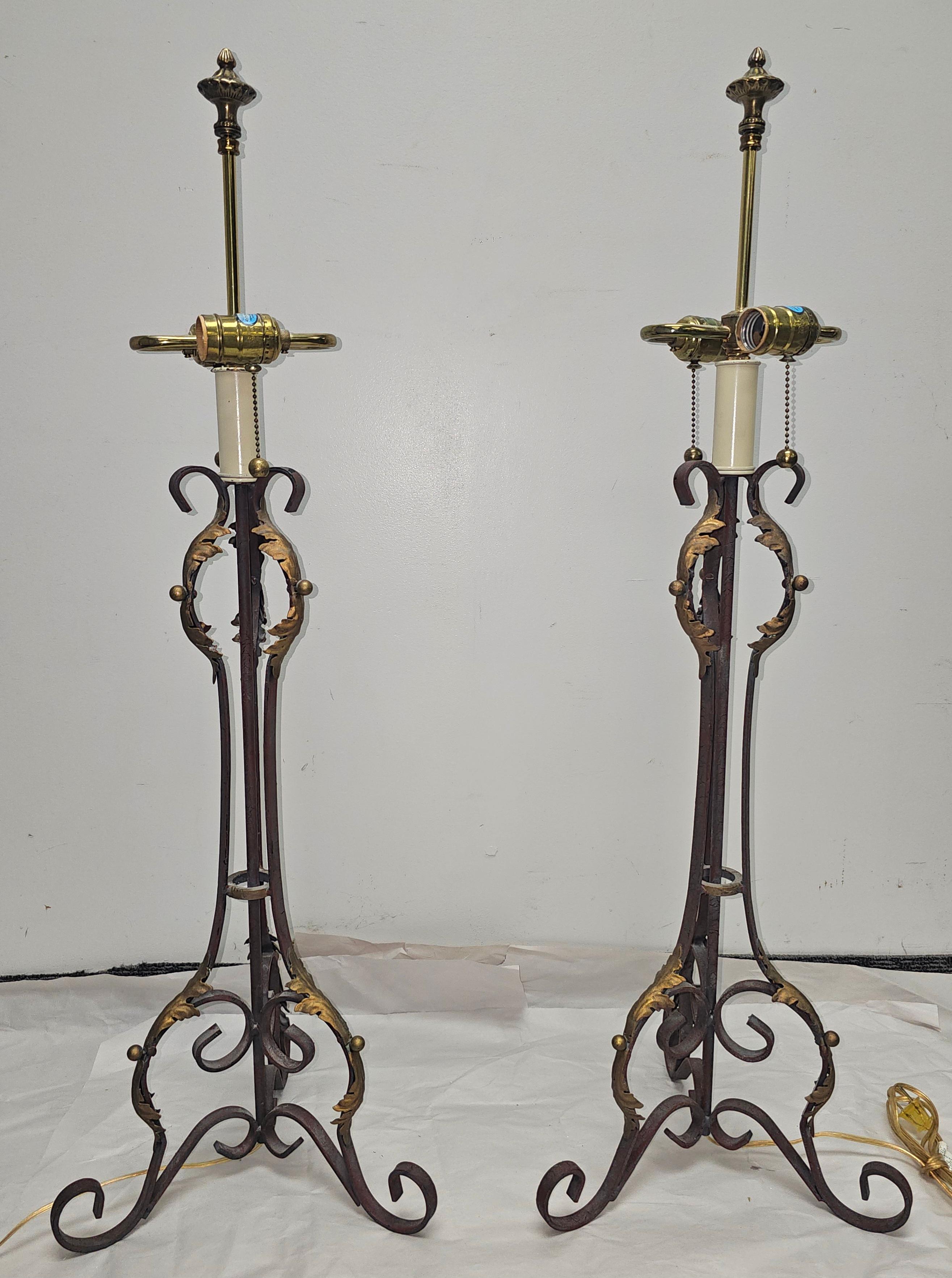 Paire de lampes de table en métal patiné de style Renaissance française en vente 1