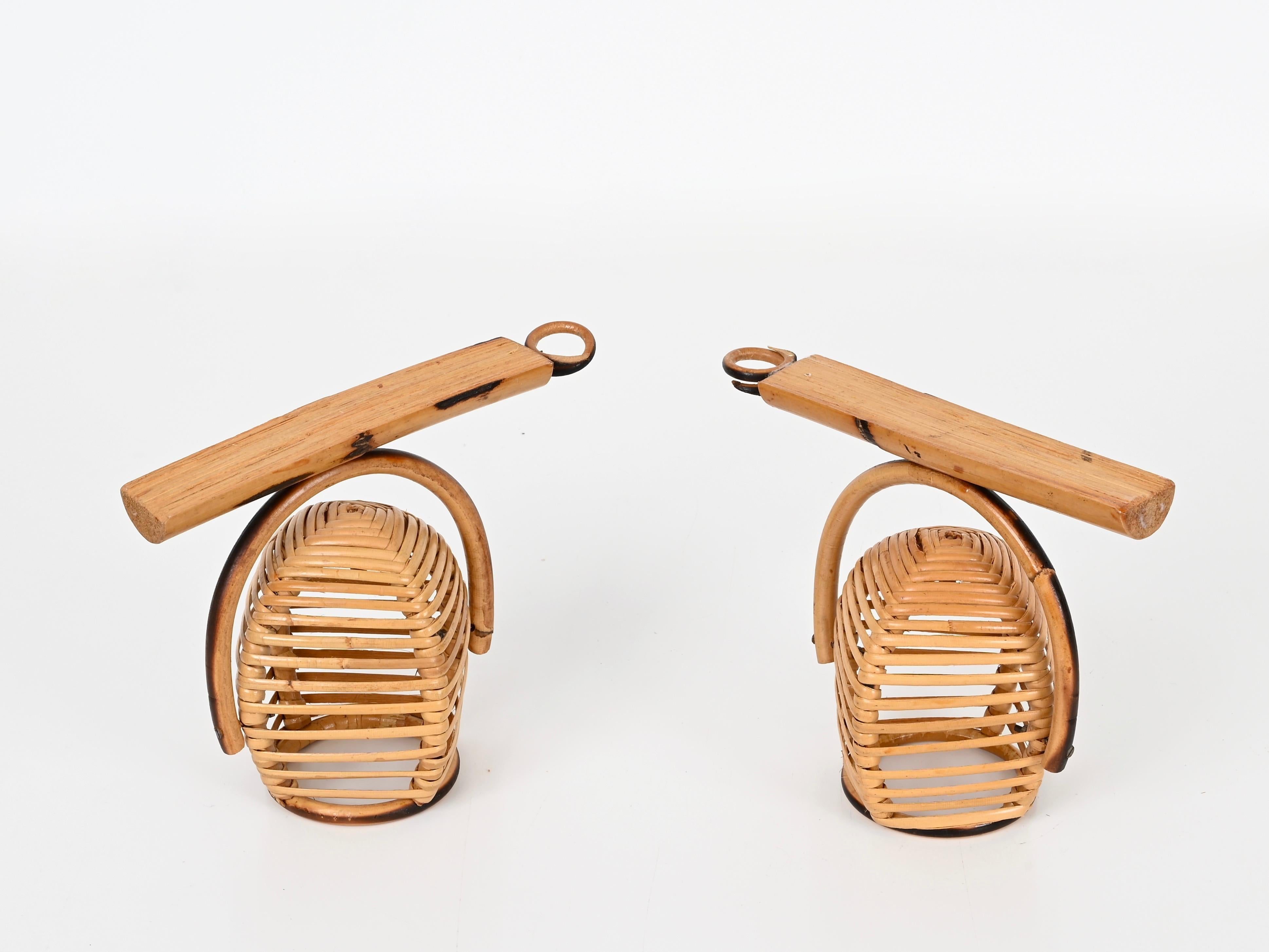 Coppia di applique regolabili della Costa Azzurra in rattan, Louis Sognot, anni '60 in vendita 7