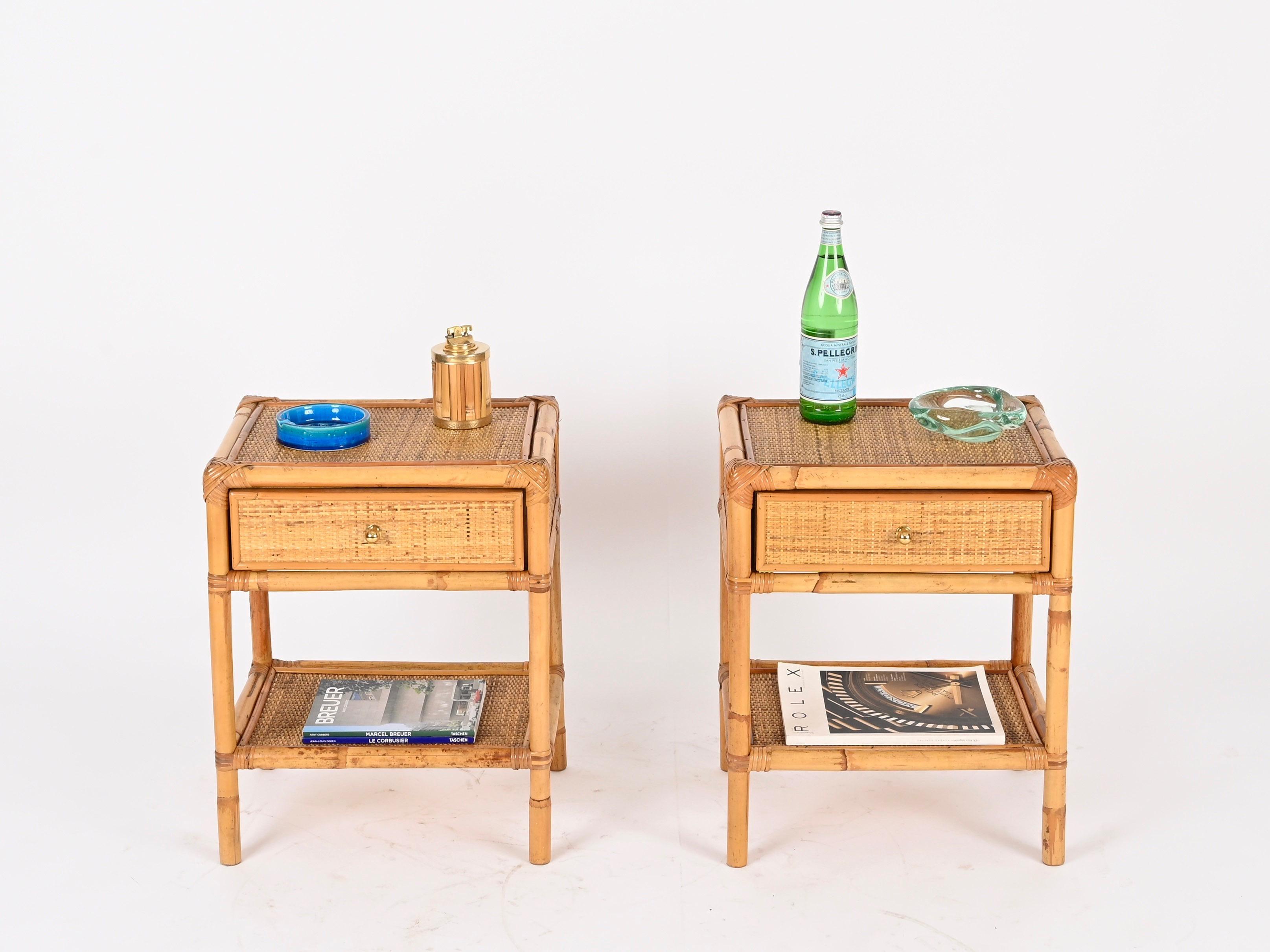 Paire de tables de nuit Côte d'Azur en bambou, rotin et laiton, Italie, années 1970 en vente 2