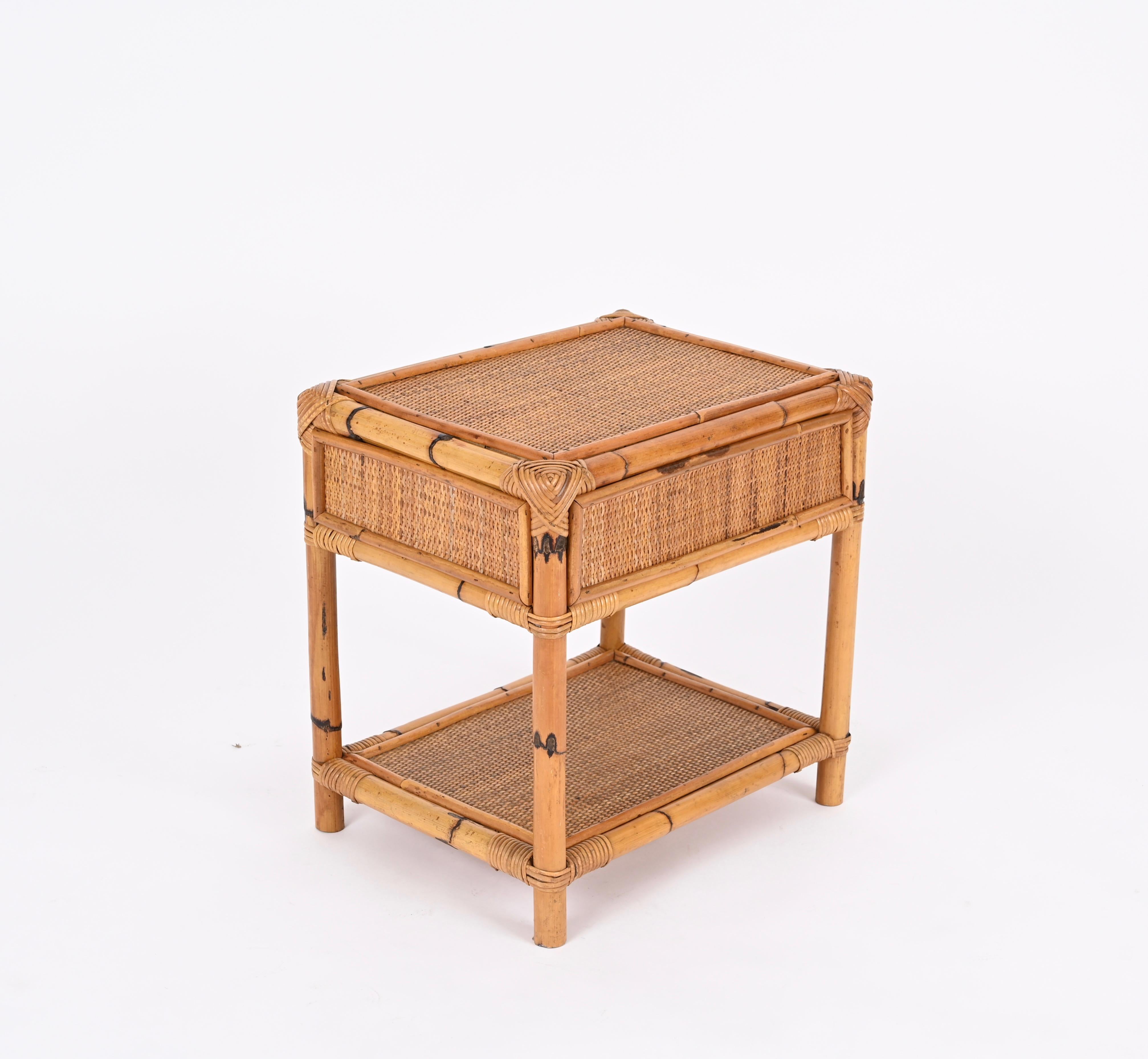 Pair of French Riviera Nightstands in Bamboo, Rattan and Brass, Italy 1970s In Good Condition In Roma, IT