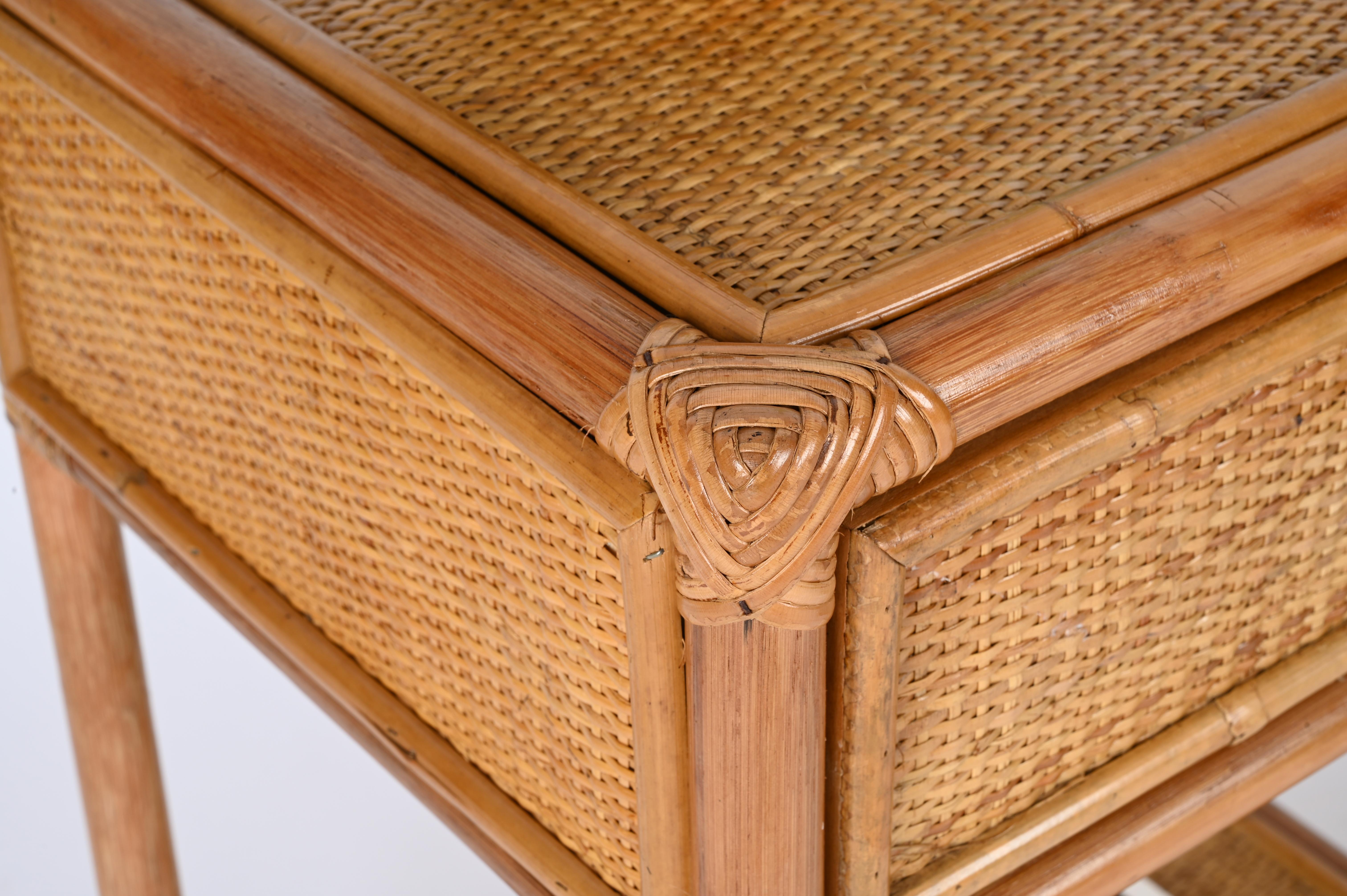 Pair of French Riviera Nightstands in Bamboo, Rattan and Brass, Italy 1970s In Good Condition In Roma, IT