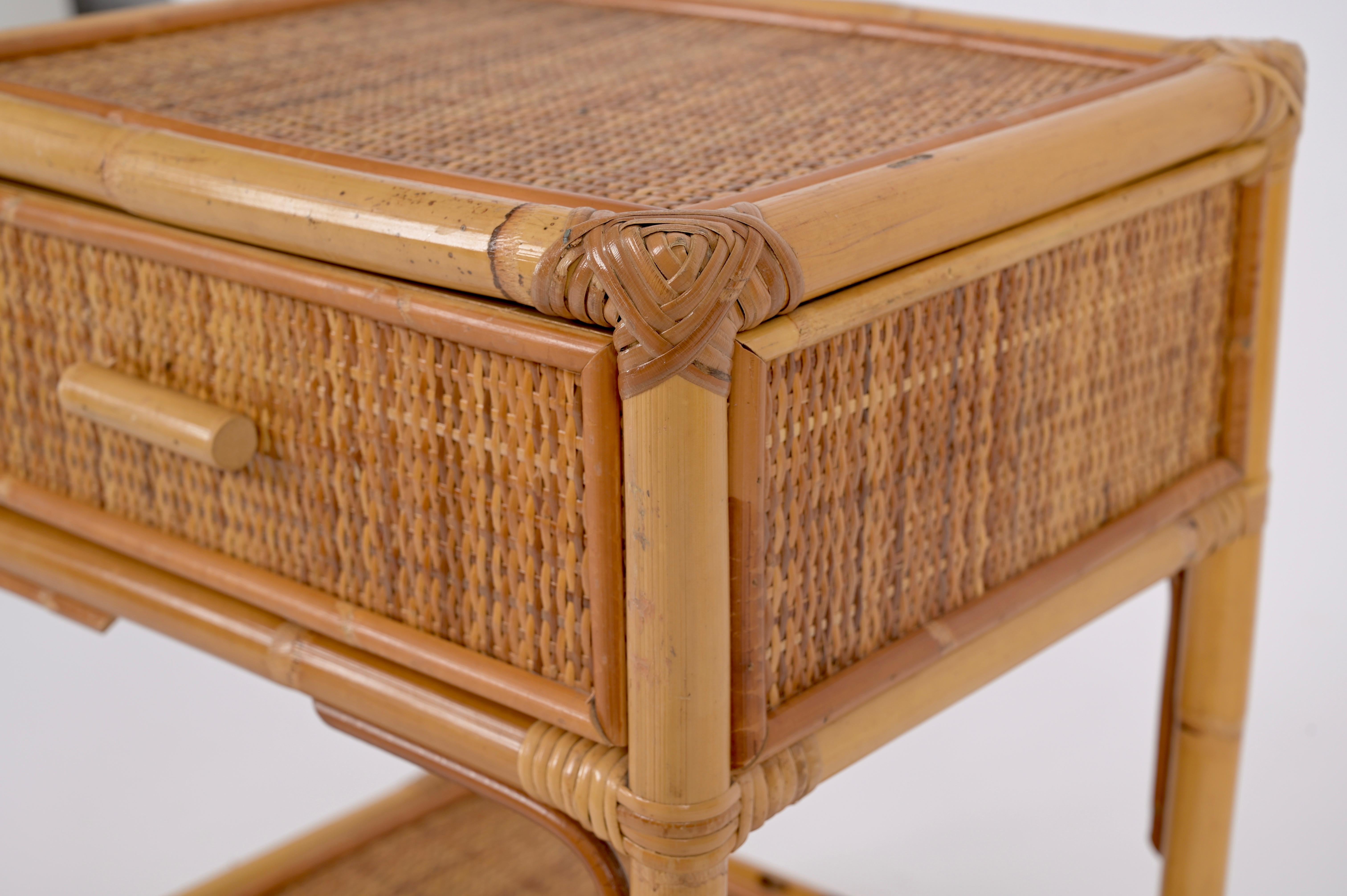Pair of French Riviera Nightstands in Rattan, Bamboo and Wicker, Italy 1970s In Good Condition In Roma, IT