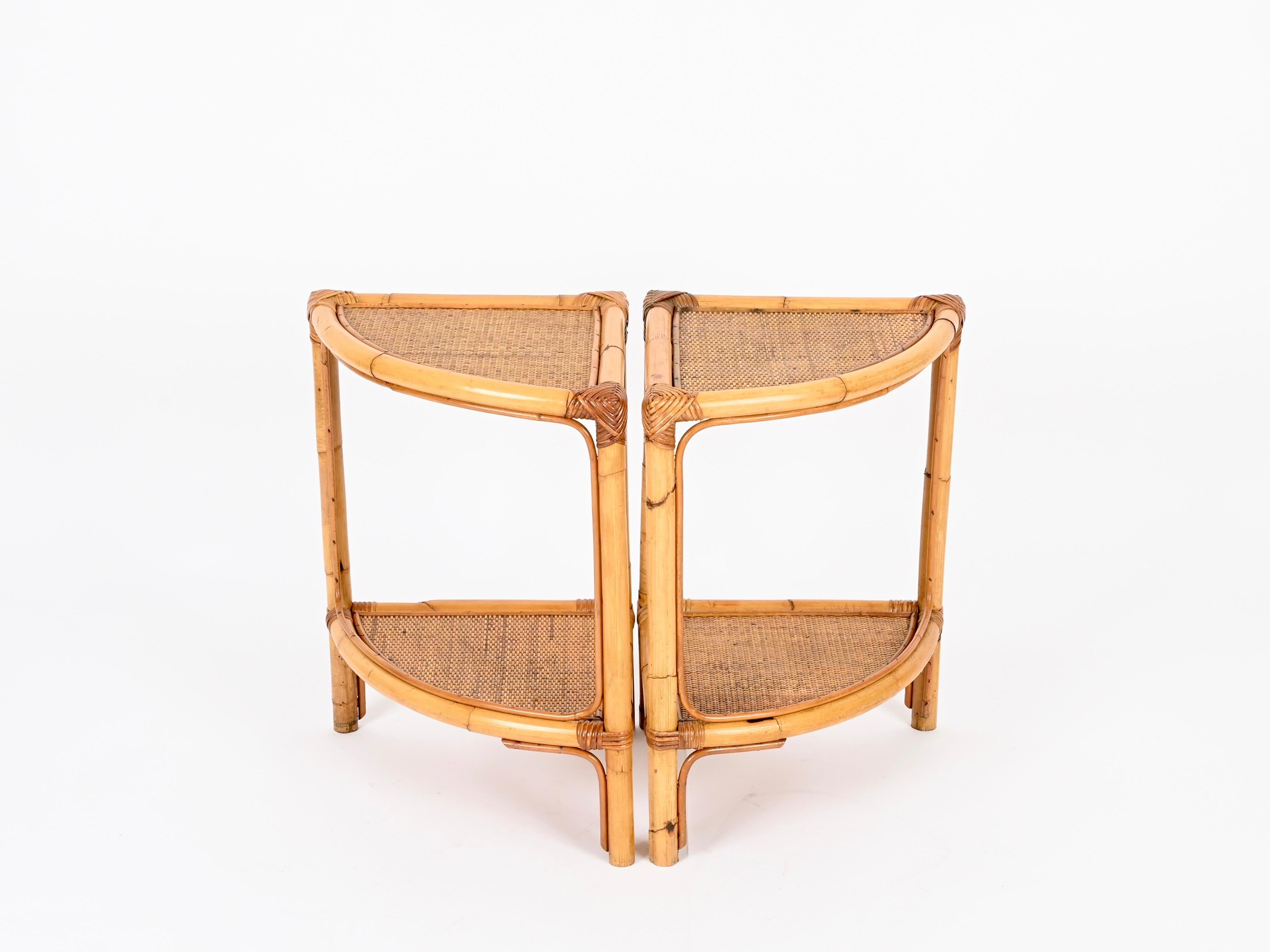 Pair of French Riviera Nightstands or Side Tables in Bamboo, Rattan, Italy 1970s en vente 3