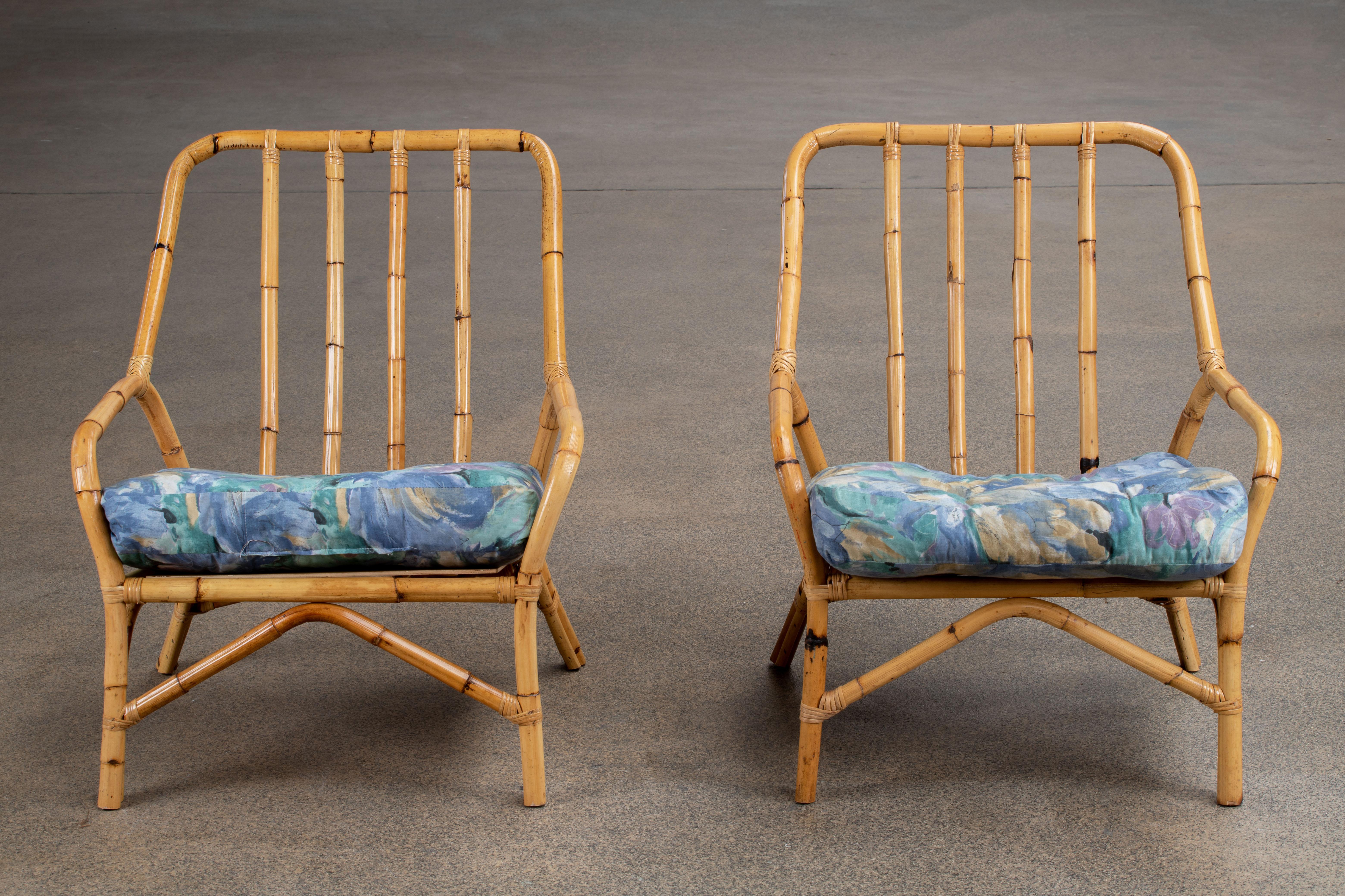 Organic Modern Pair of French Riviera Organic Lounge Chairs For Sale
