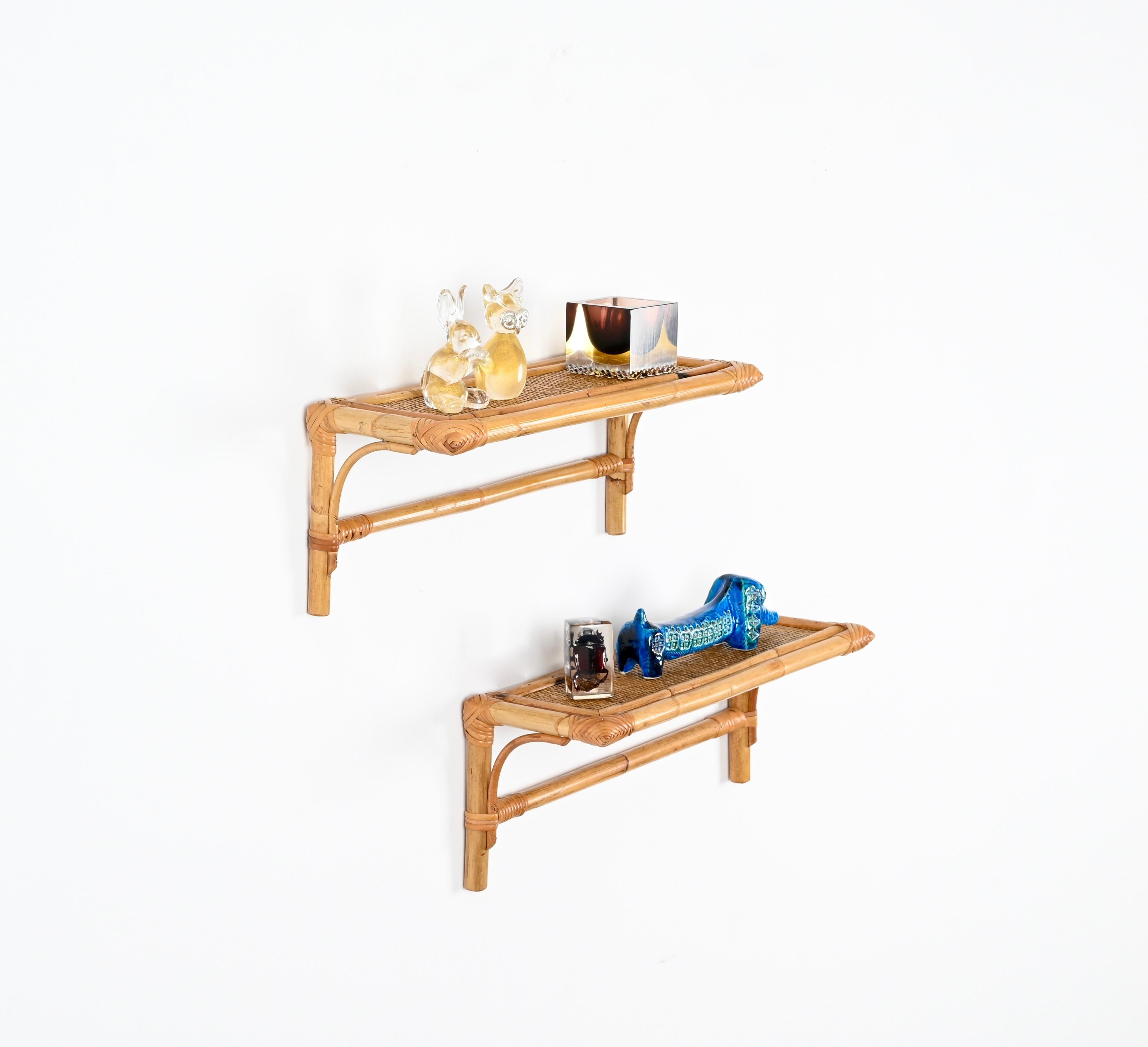 Pair of French Riviera Shelves in Rattan and Wicker, Italy 1970s For Sale 4