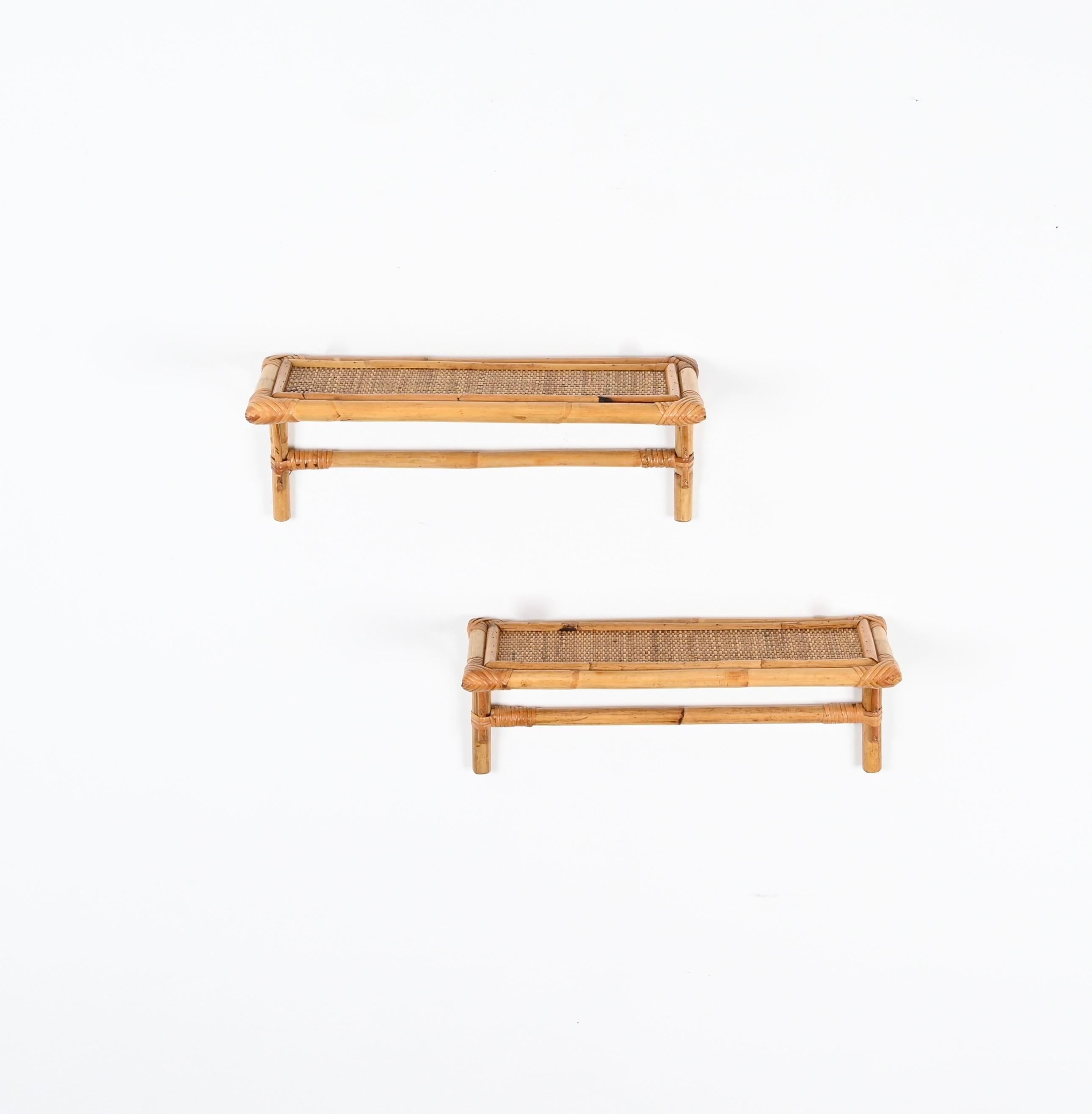 Hand-Crafted Pair of French Riviera Shelves in Rattan and Wicker, Italy 1970s For Sale