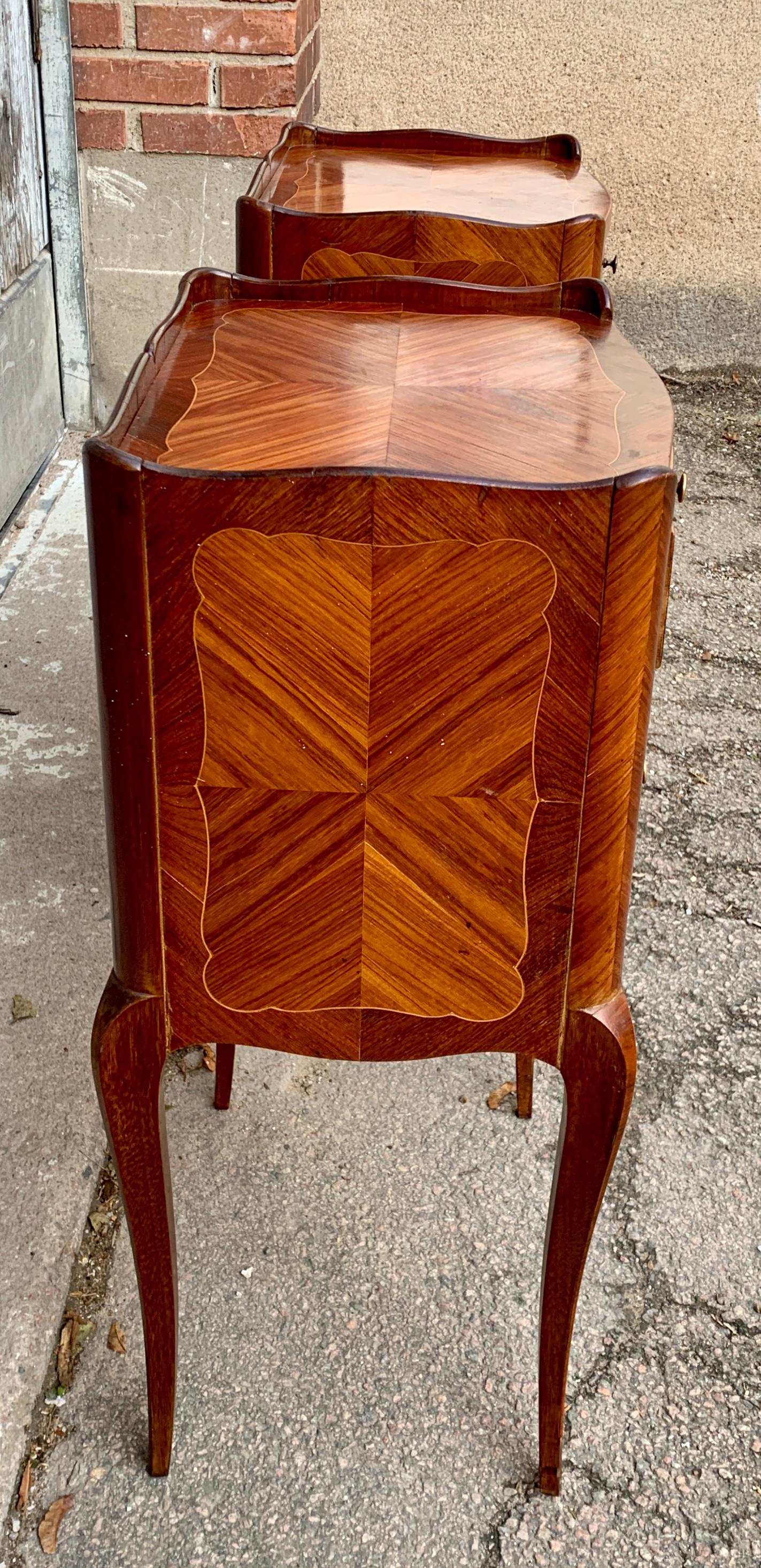 Pair of French Rococo Nightstands In Mahogany  4