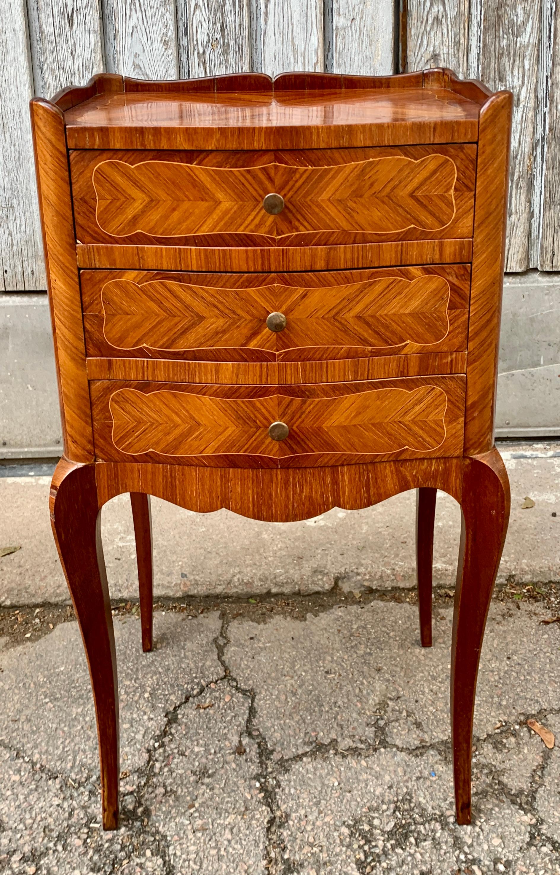 Pair of French Rococo Nightstands In Mahogany  6