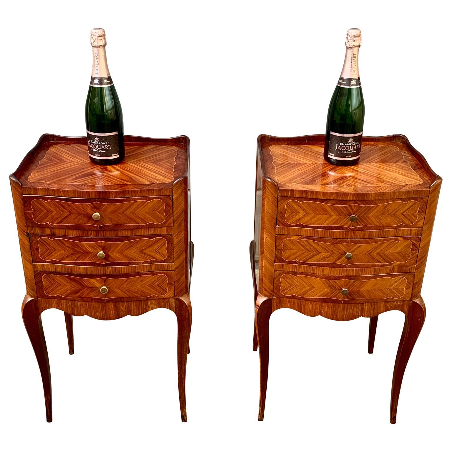 Mid-20th Century Pair of French Rococo Nightstands In Mahogany 