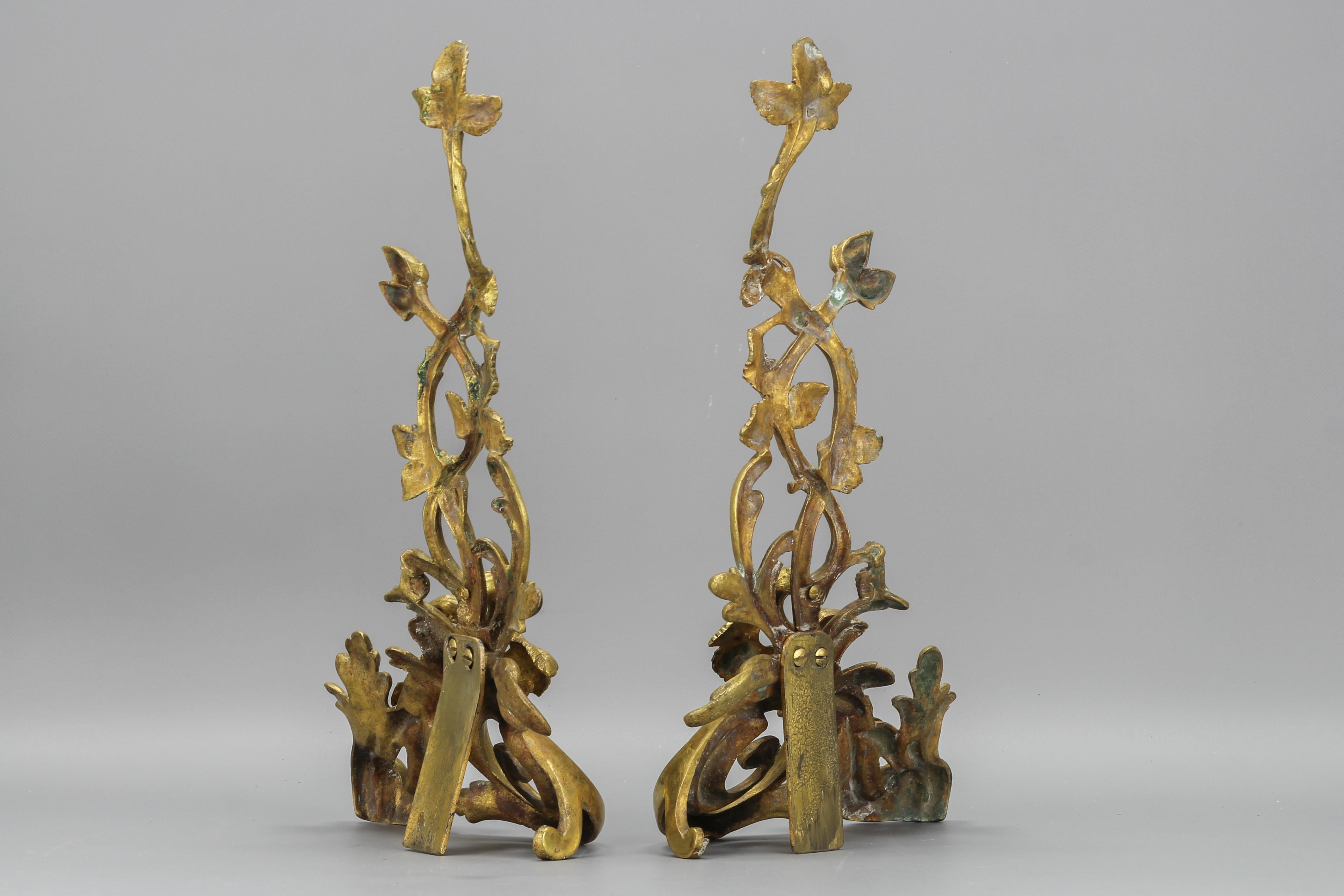 Pair of French Rococo Style Bronze Decors with Roses, Late 19th Century For Sale 10