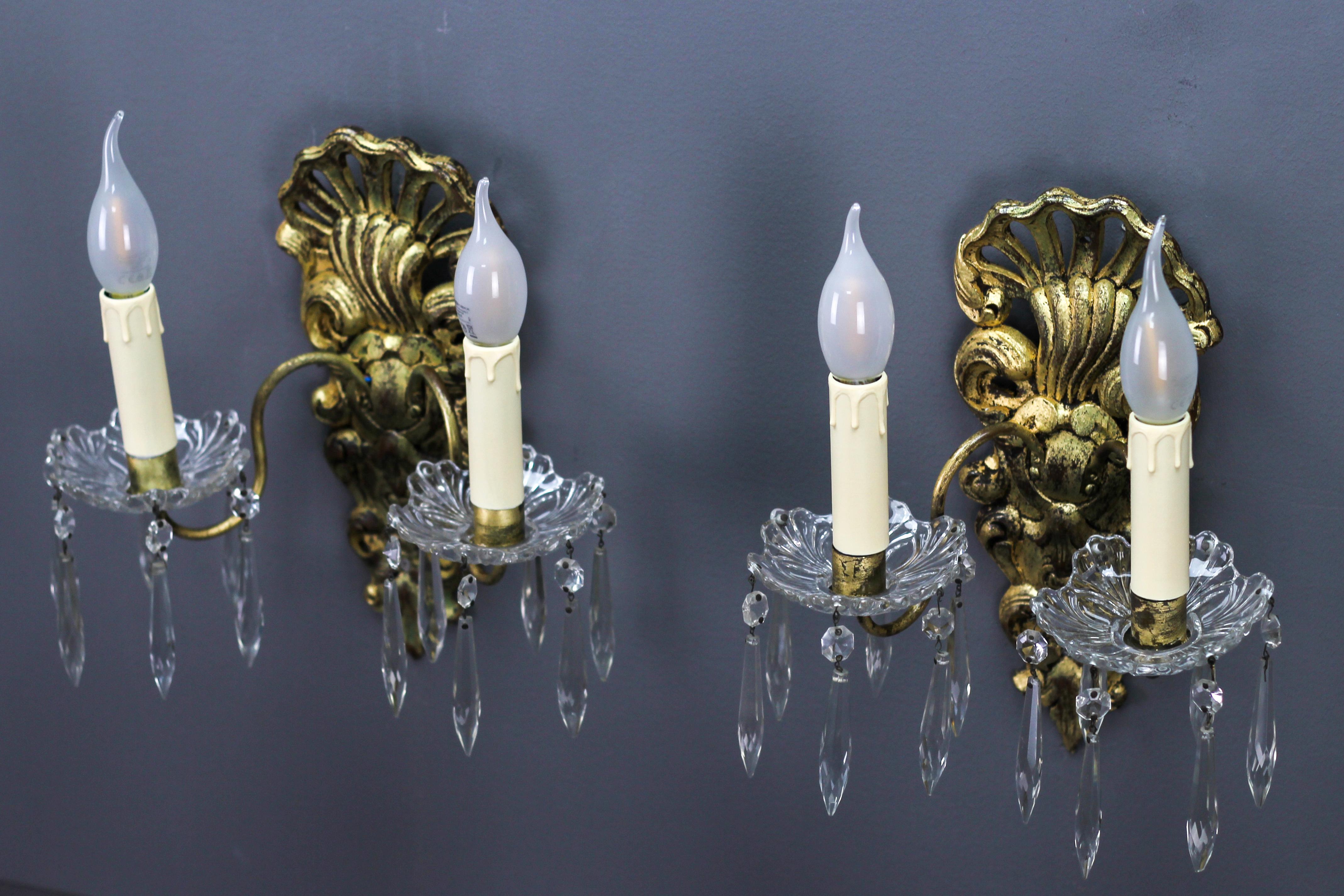 Pair of French Rococo Style Carved Giltwood and Crystal Glass Sconces For Sale 2