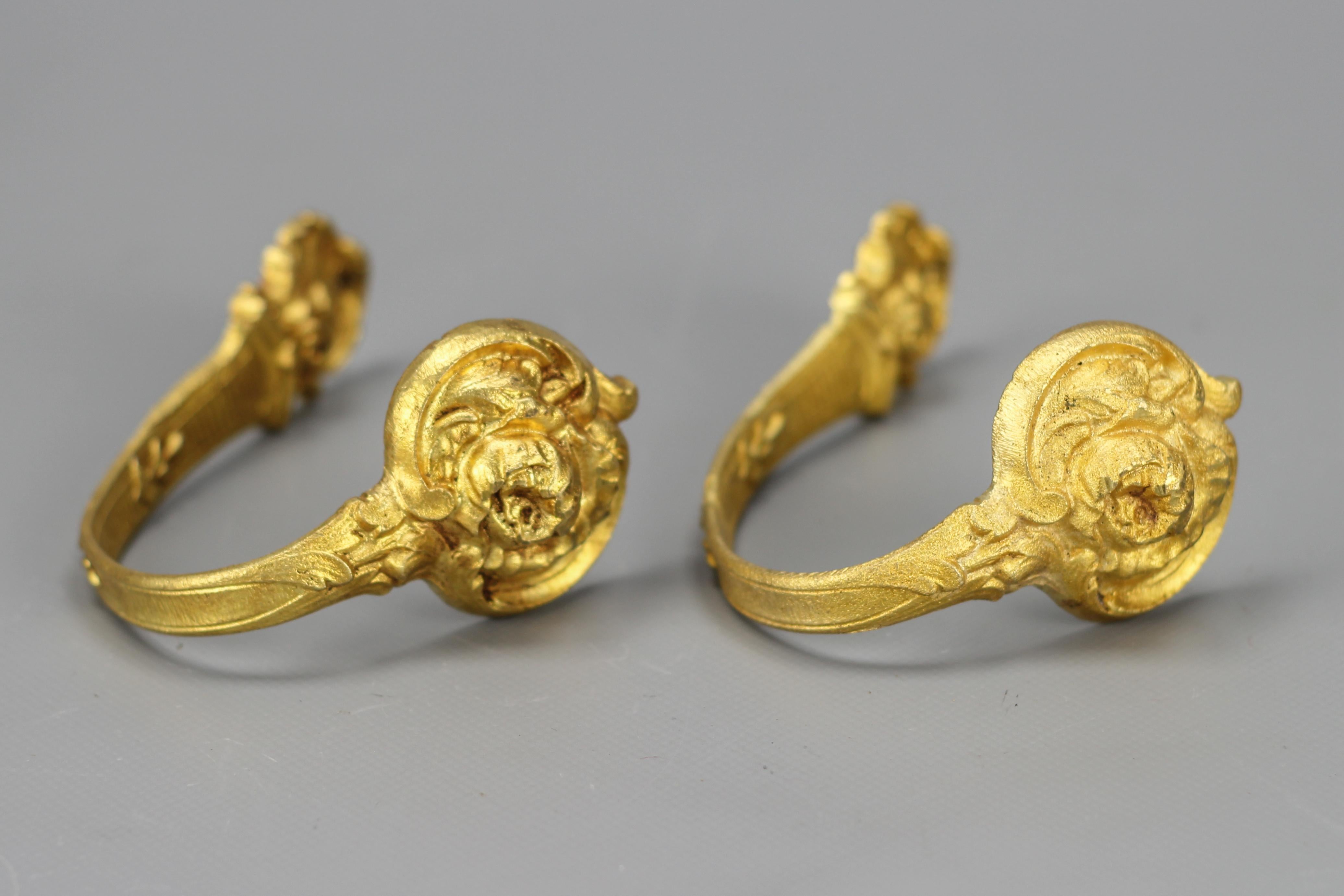 Pair of French Rococo Style Gilt Bronze Curtain Tiebacks or Curtain Holders For Sale 14