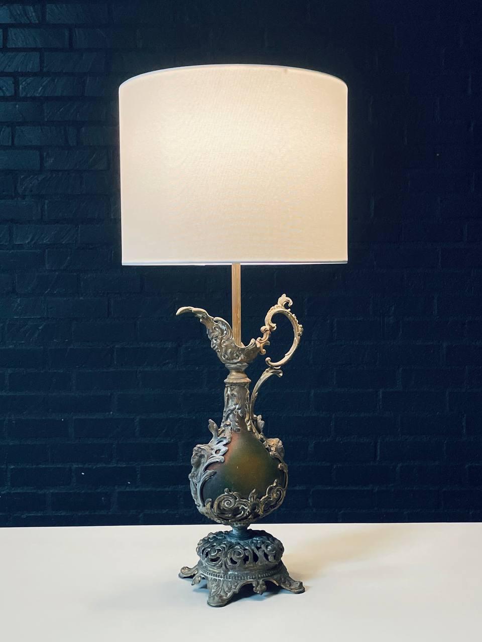 Pair of French Rococo Style Gilt Metal Table Lamps In Good Condition For Sale In Los Angeles, CA