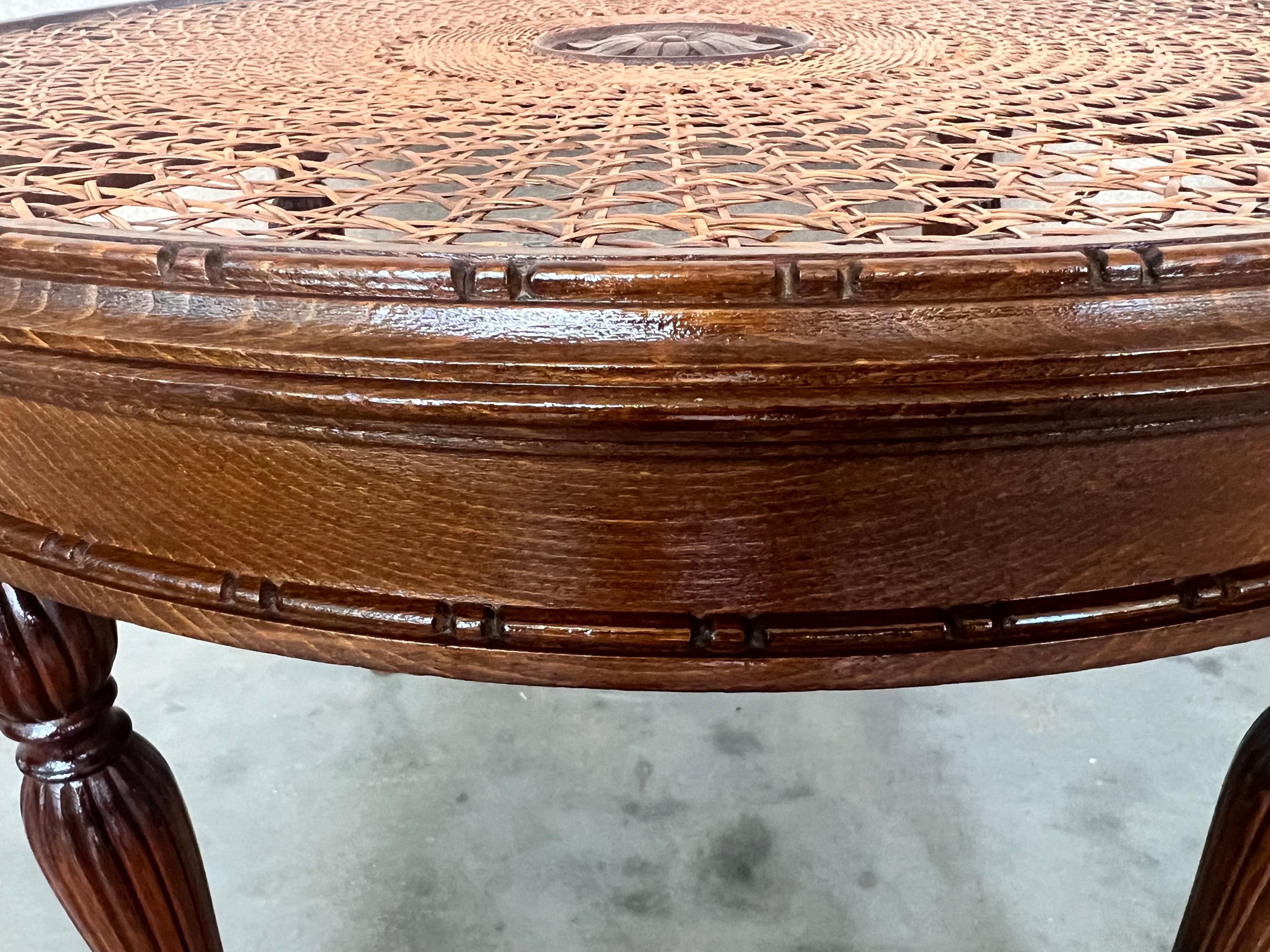 Pair of French Round Side or Coffee tables with wicker top and carved legs For Sale 8