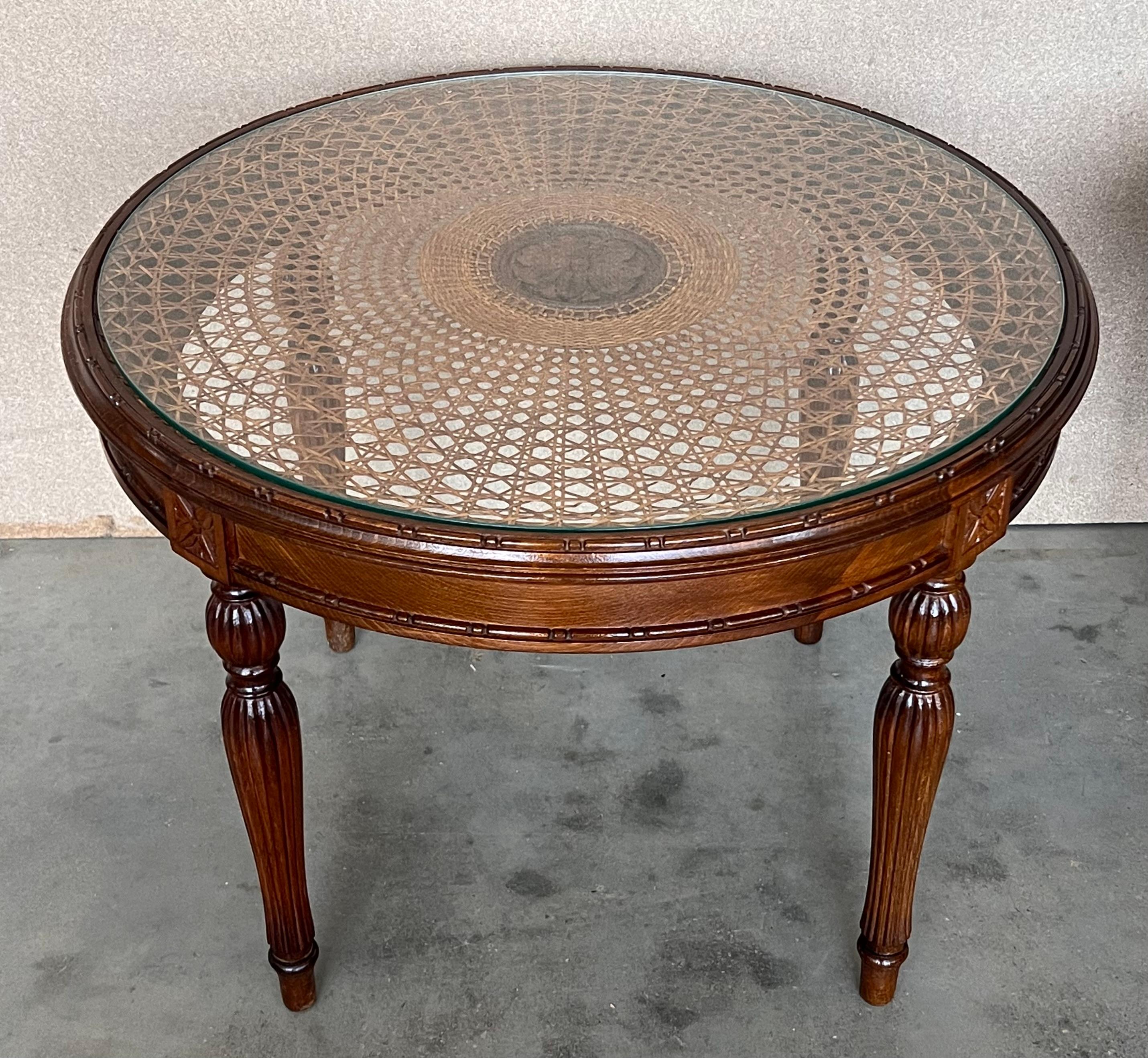 Pair of French Round Side or Coffee tables with wicker top and carved legs For Sale 1