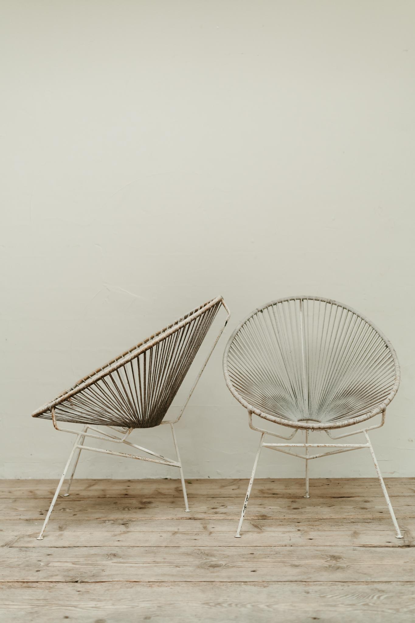 20ième siècle paire de chaises françaises en scoubidou en vente