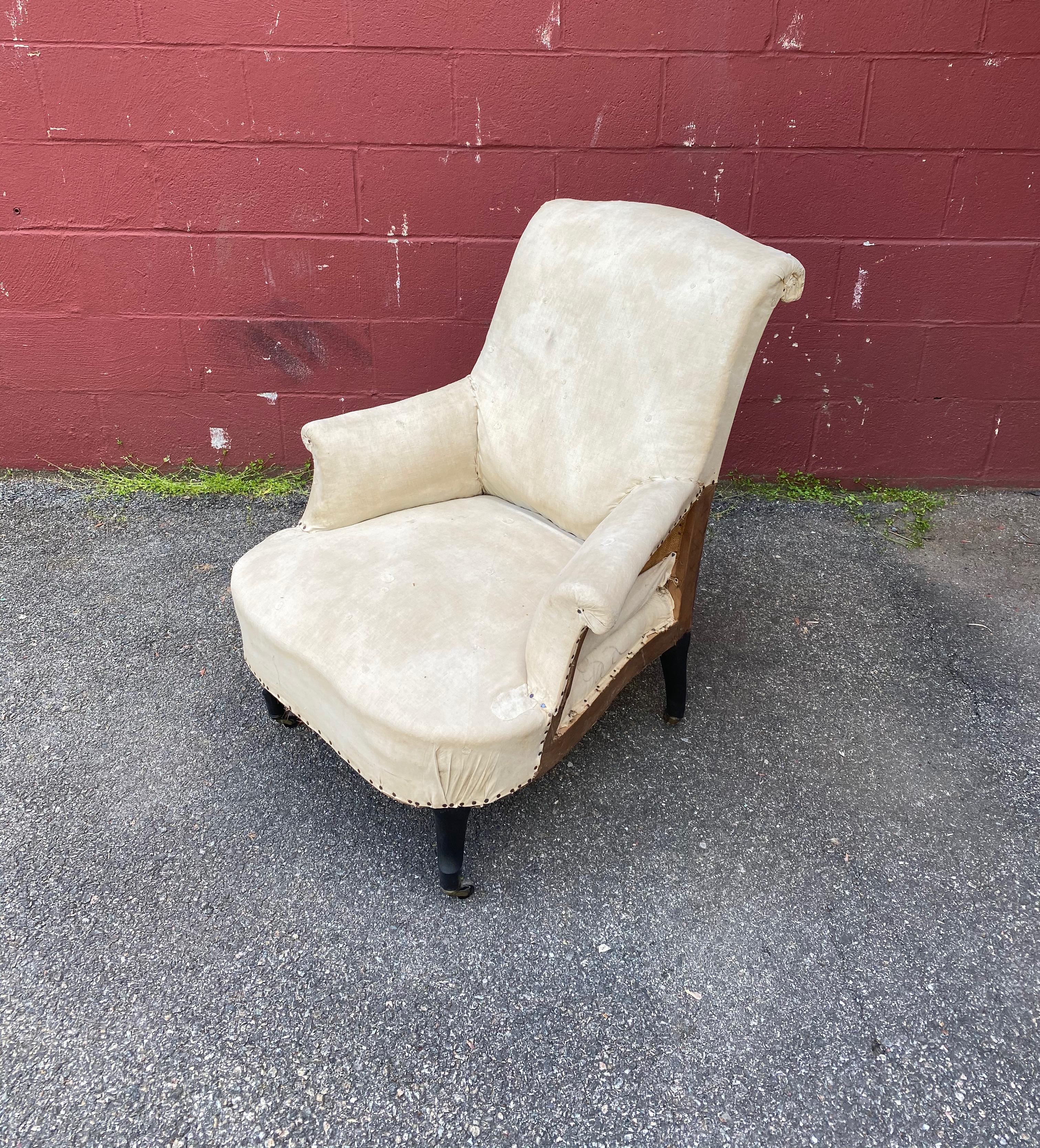 Pair of French Scrolled Back Armchairs In Good Condition In Buchanan, NY