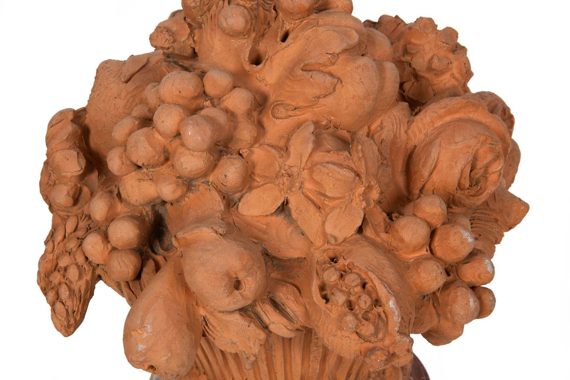 Coppia di cesti di fiori e frutta francesi di Fernand Cian 3