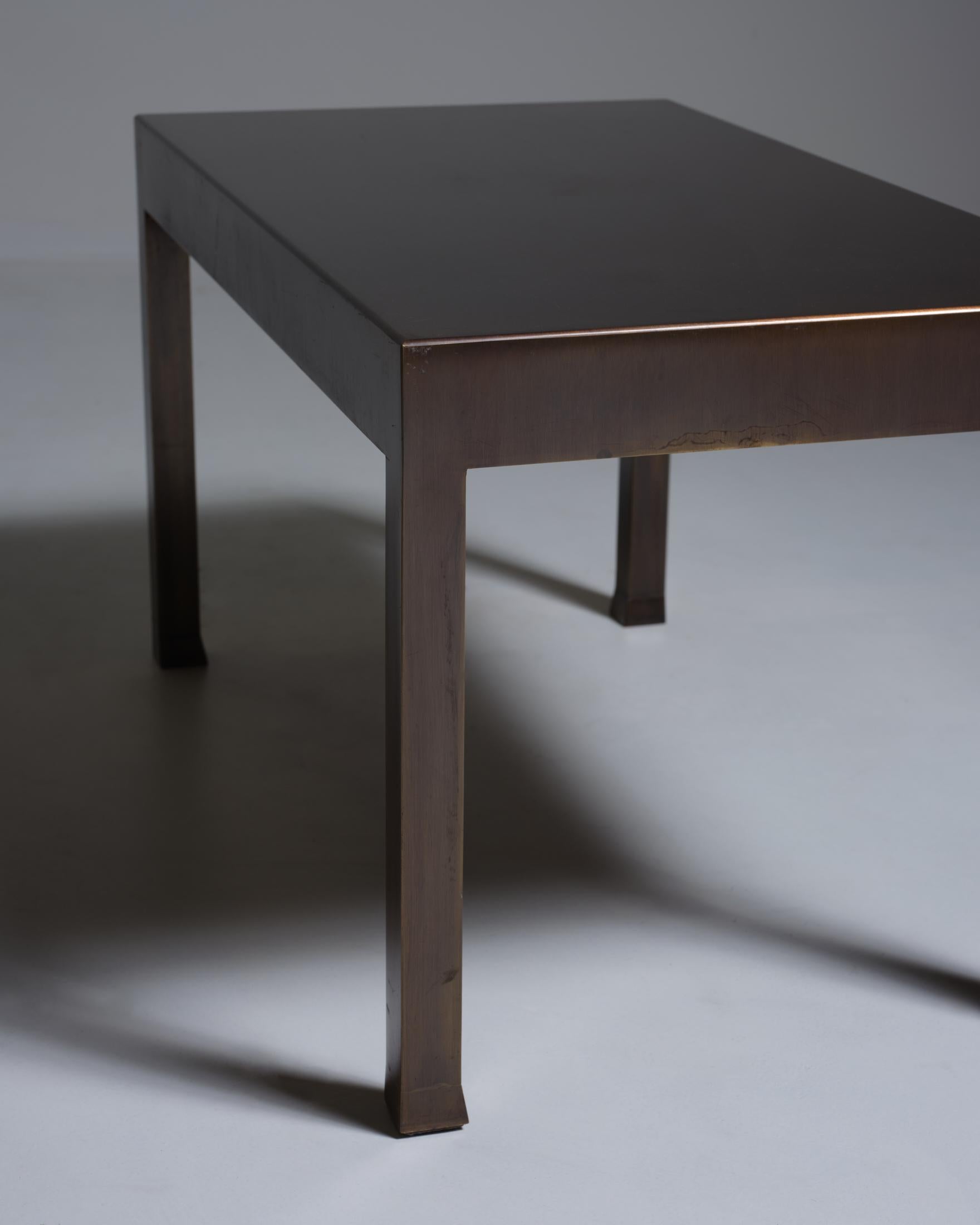 Français Paire de tables d'appoint français en vente