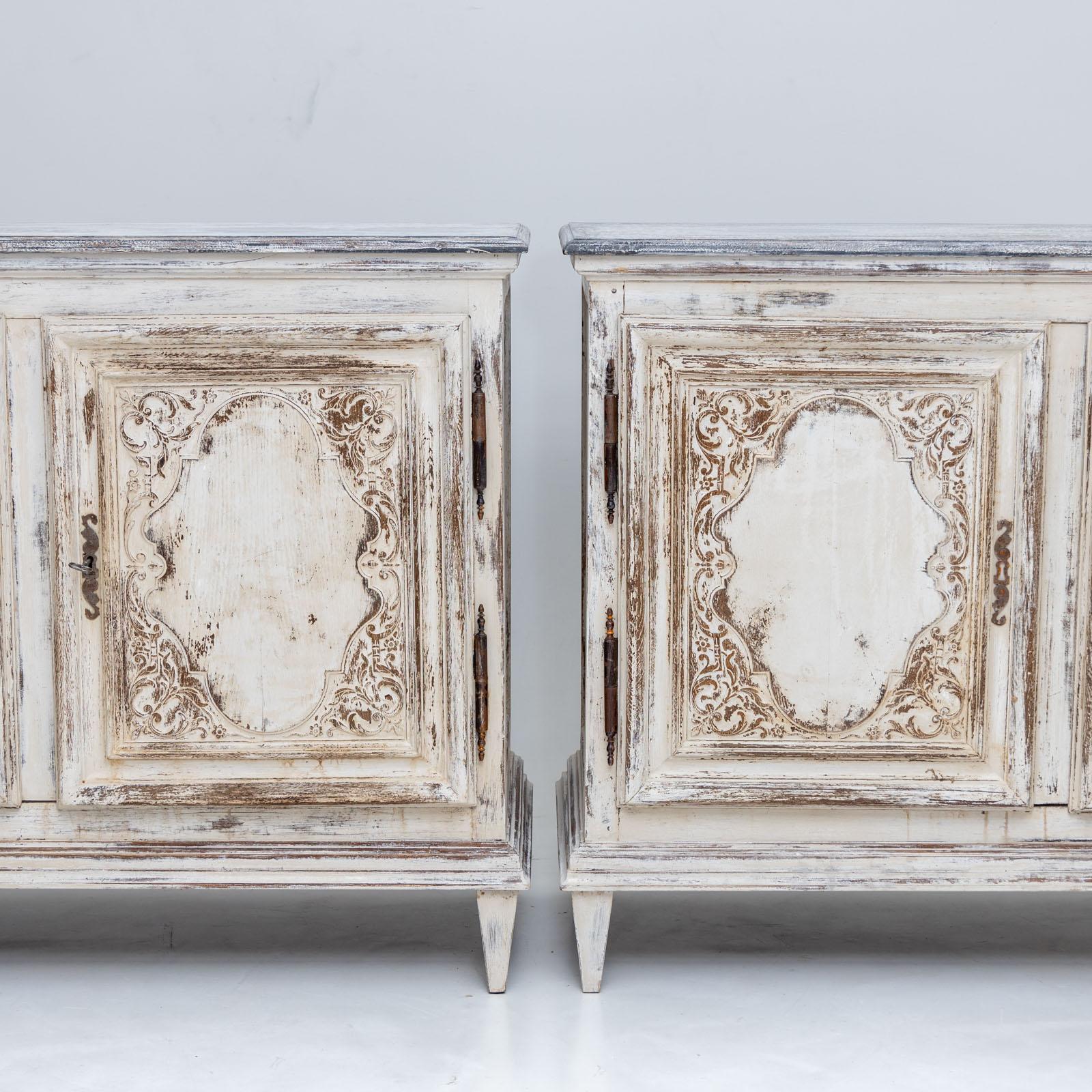 Pair of French sideboards, 18th/21st century For Sale 1