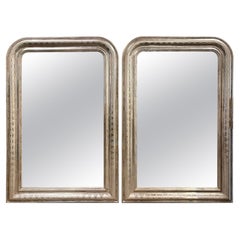 Paire de miroirs Louis Philippe à motif géométrique en feuilles d'argent français