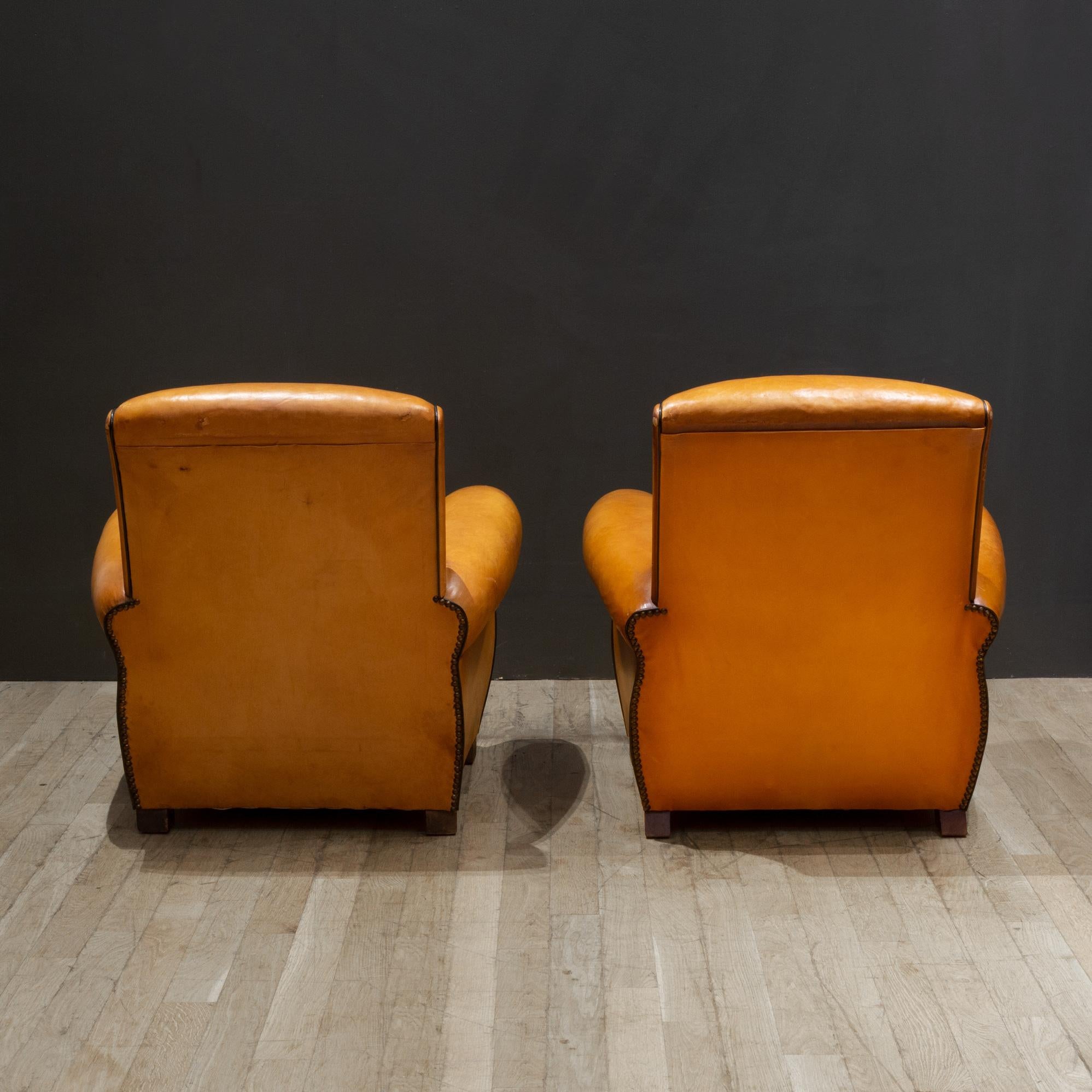 20th Century Pair of French Slopeback Light Caramel Leather Club Chairs c.1930-1940 For Sale