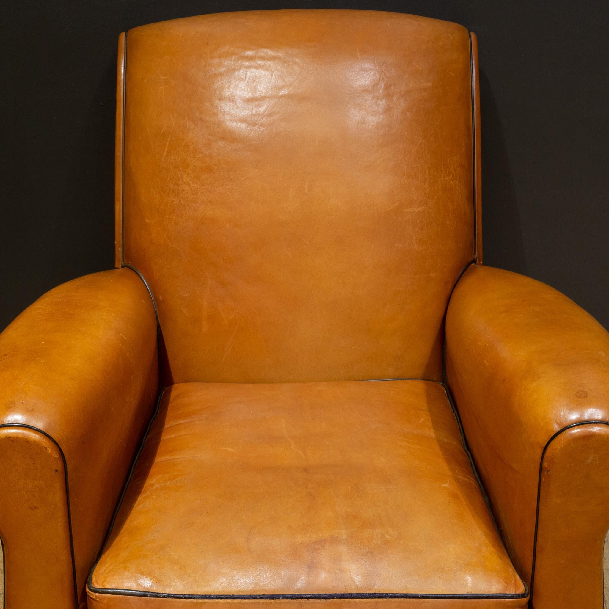 Pair of French Slopeback Light Caramel Leather Club Chairs c.1930-1940 For Sale 1