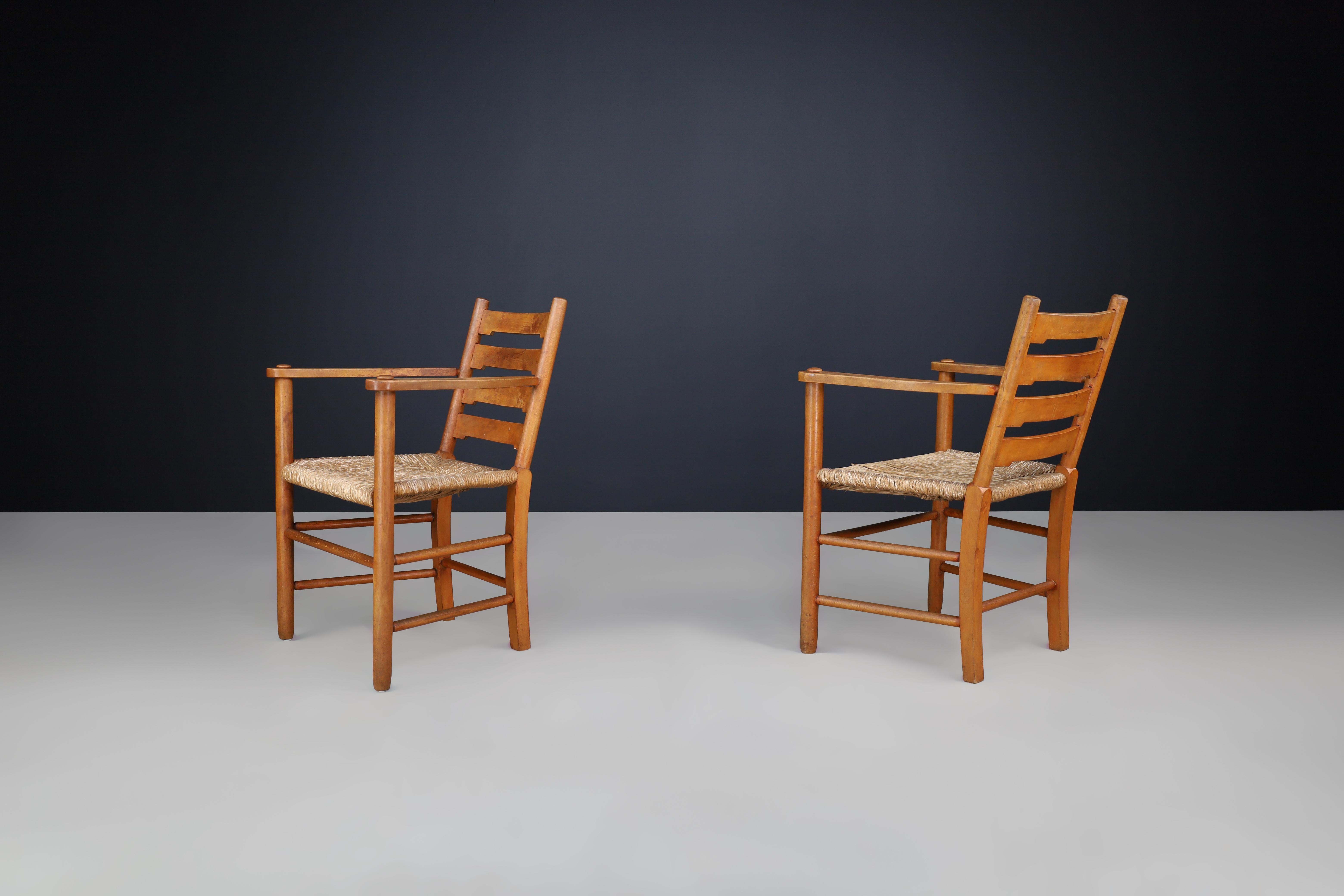 Pair of French Solid Beech Ladder-Back Armchairs with Rush Seats, France, 1950s For Sale 2