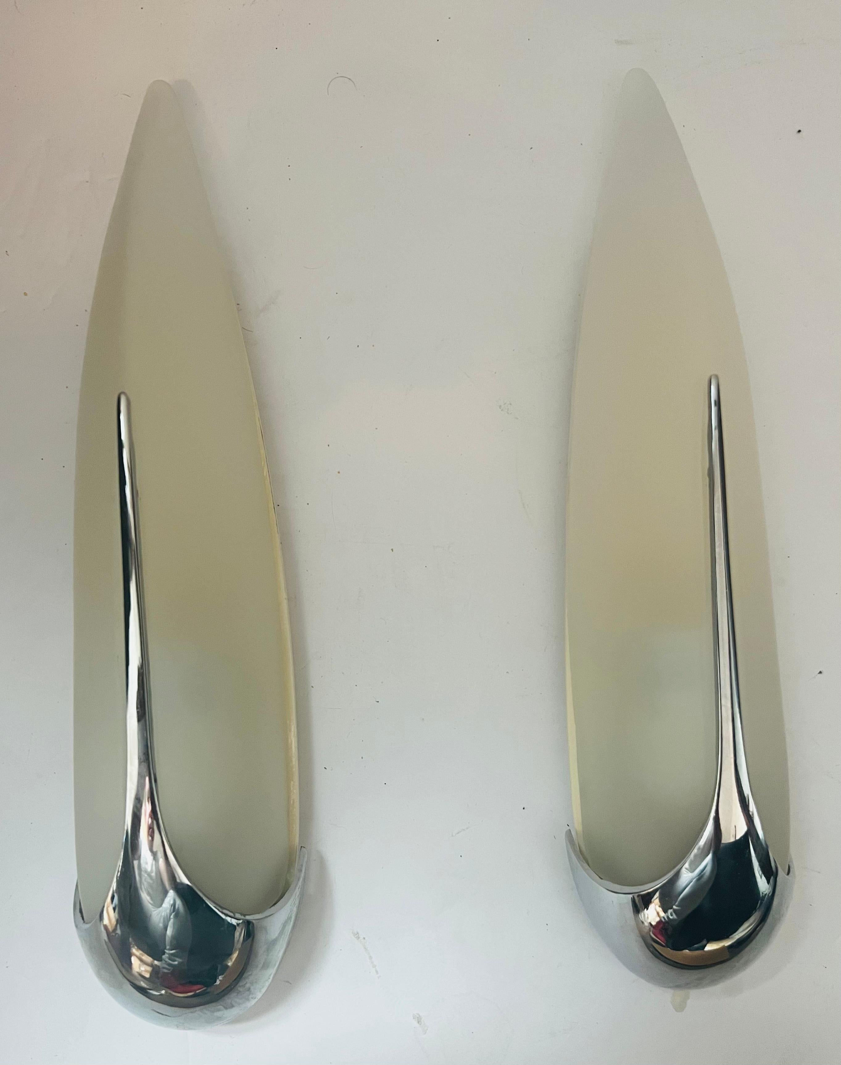 Pair of French Space Age 1990s Wall Lamps For Sale 3