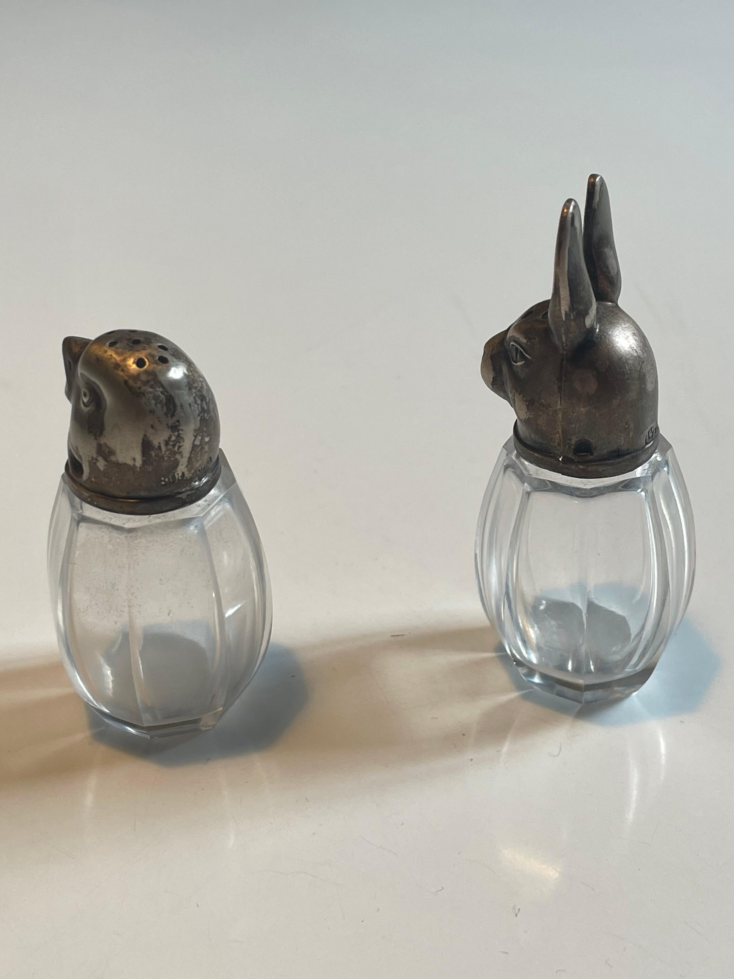 Early 20th Century Pair of French Sterling Silver and Crystal Glass Salt & Pepper Shakers, 1920s