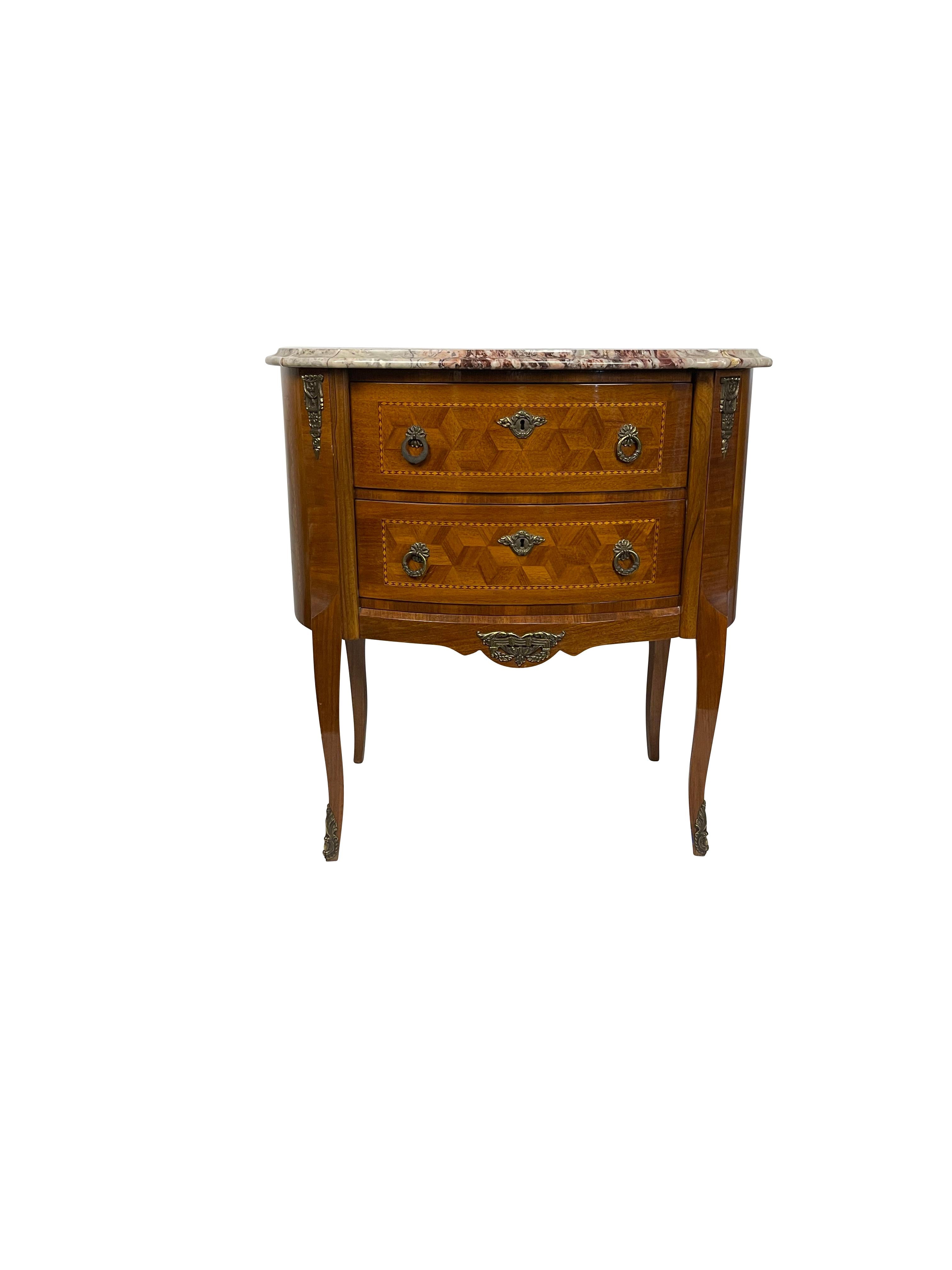 Pair of French Style Louis XV Marquetry Bedroom Side Tables with Marble Tops In Good Condition In Essex, MA