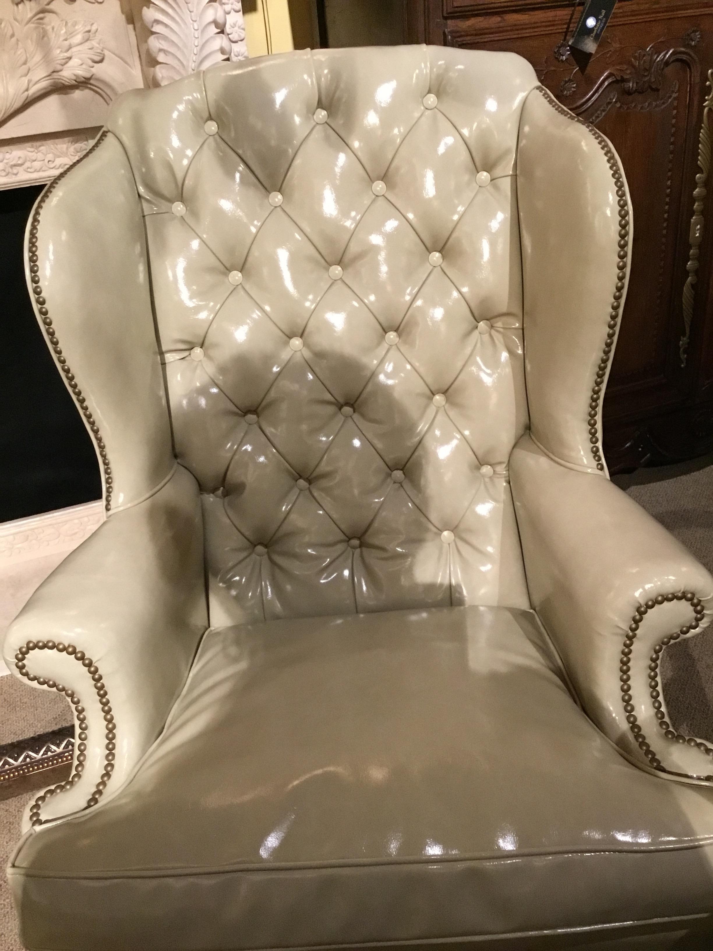 Pair of French Style Wing Backs with Domed and Tufted Back In Good Condition In Houston, TX