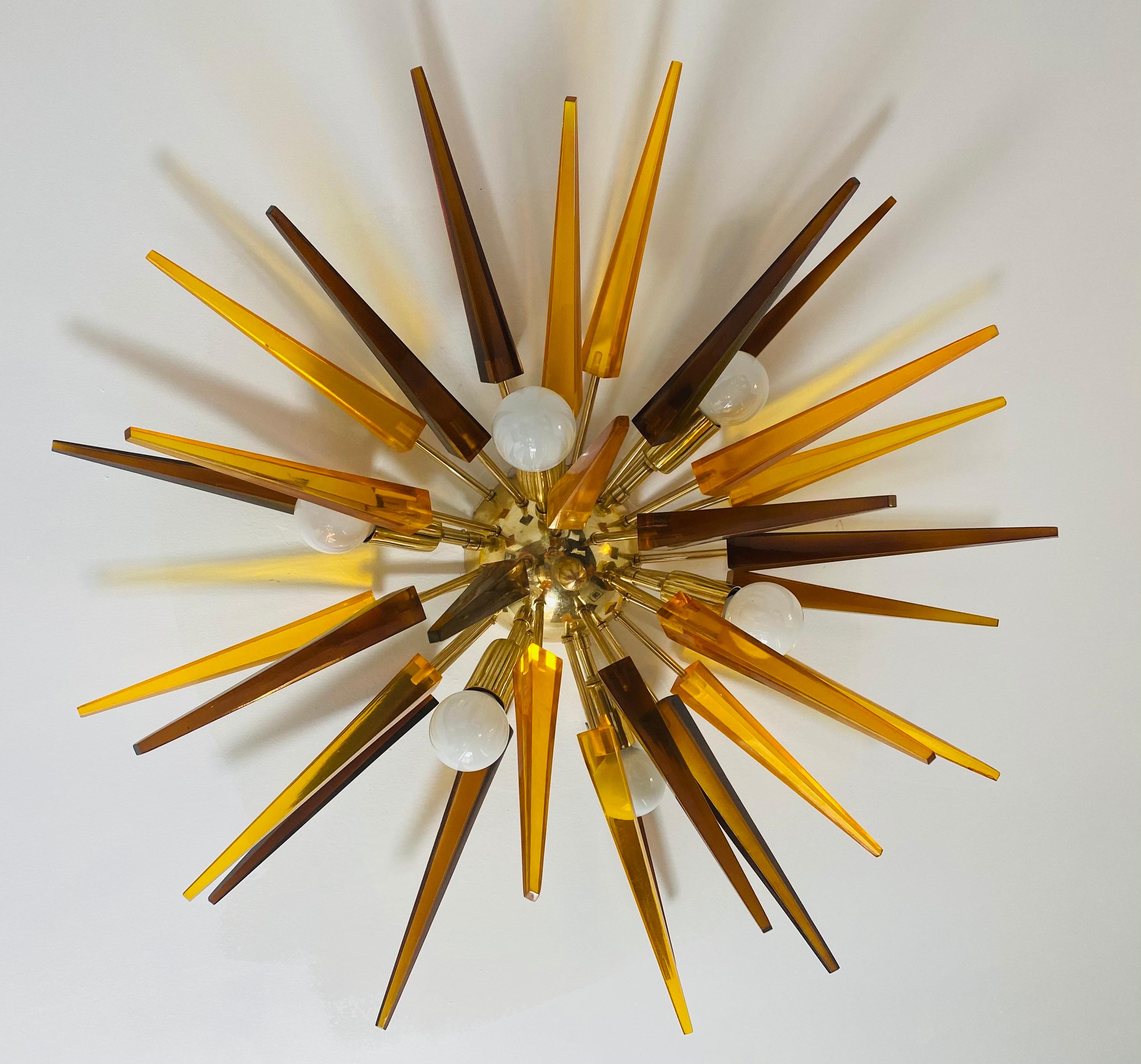 Pair of French Sunburst 1990s Lights In Excellent Condition For Sale In New York, NY