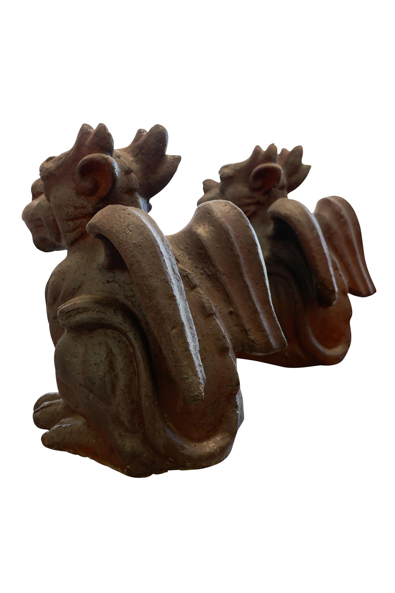 Pair of French Terracotta Gargoyles en venta 2