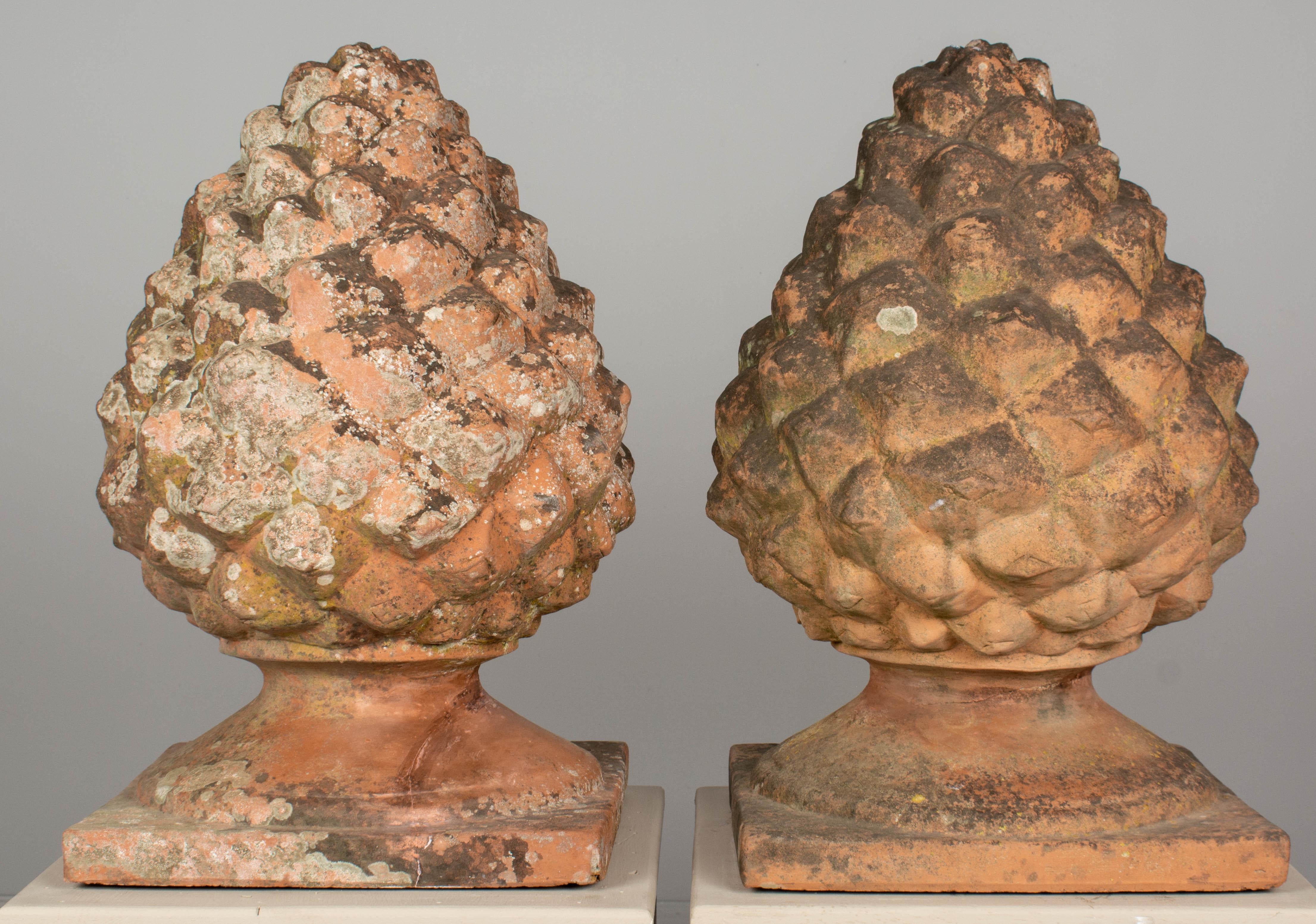 French Provincial Pair of French Terracotta Pinecone Garden Finials