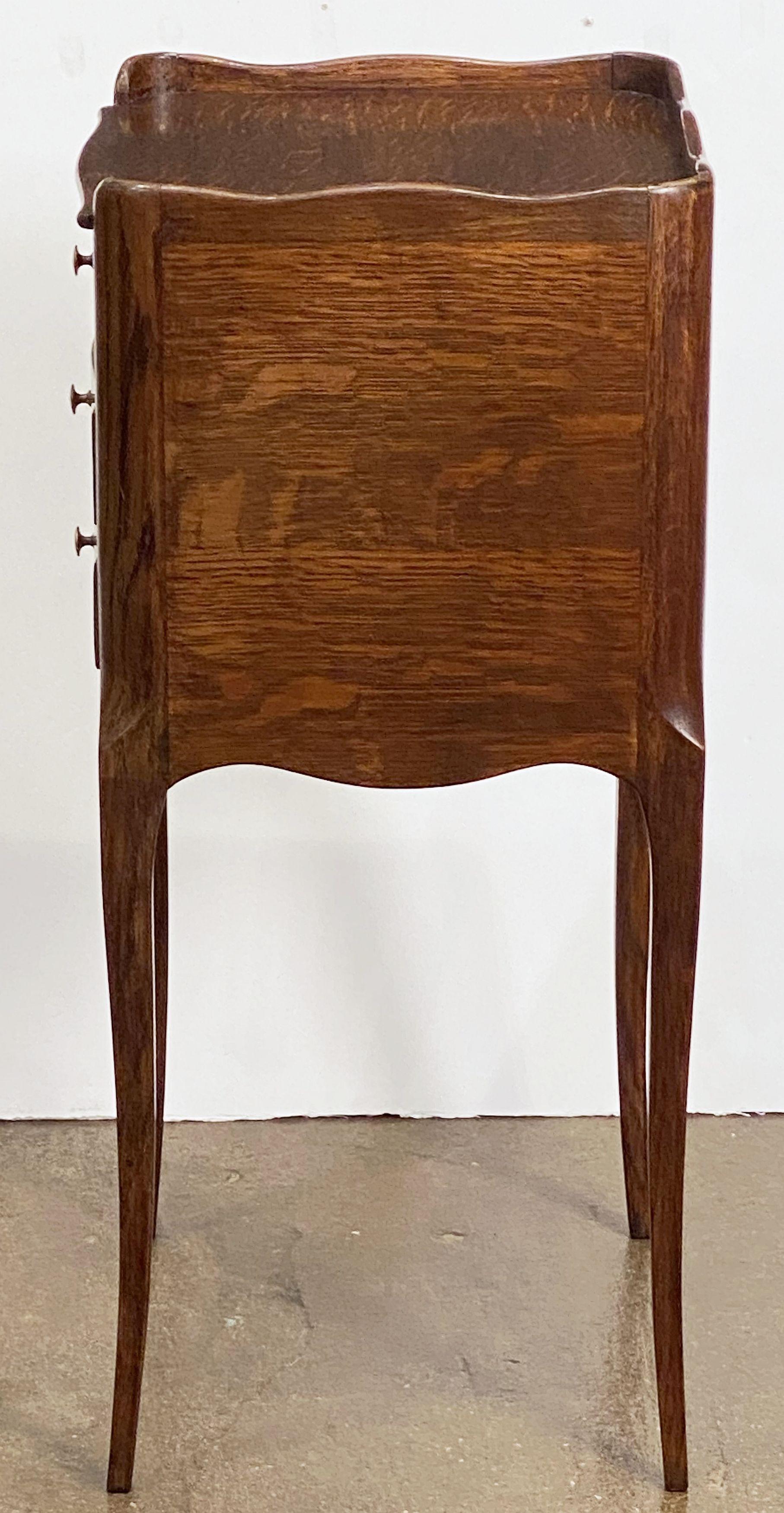Pair of French Three-Drawer Bedside End Tables or Nightstands of Oak 9