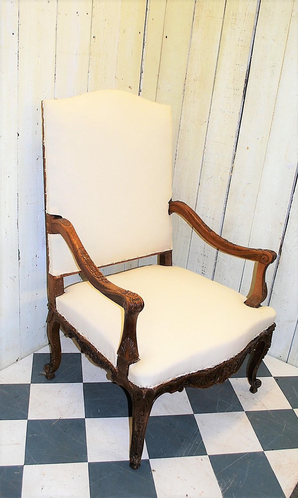 19th Century Pair of French Throne Arm Chairs or Fauteuils For Sale