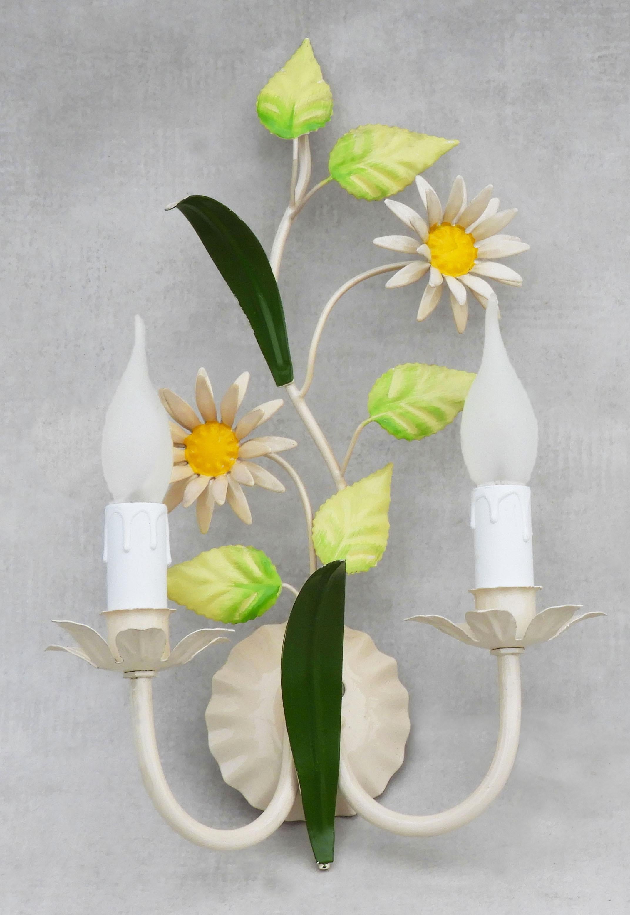 Pair of French Tôle Flower Wall Light Sconces, c1960 In Good Condition In Trensacq, FR