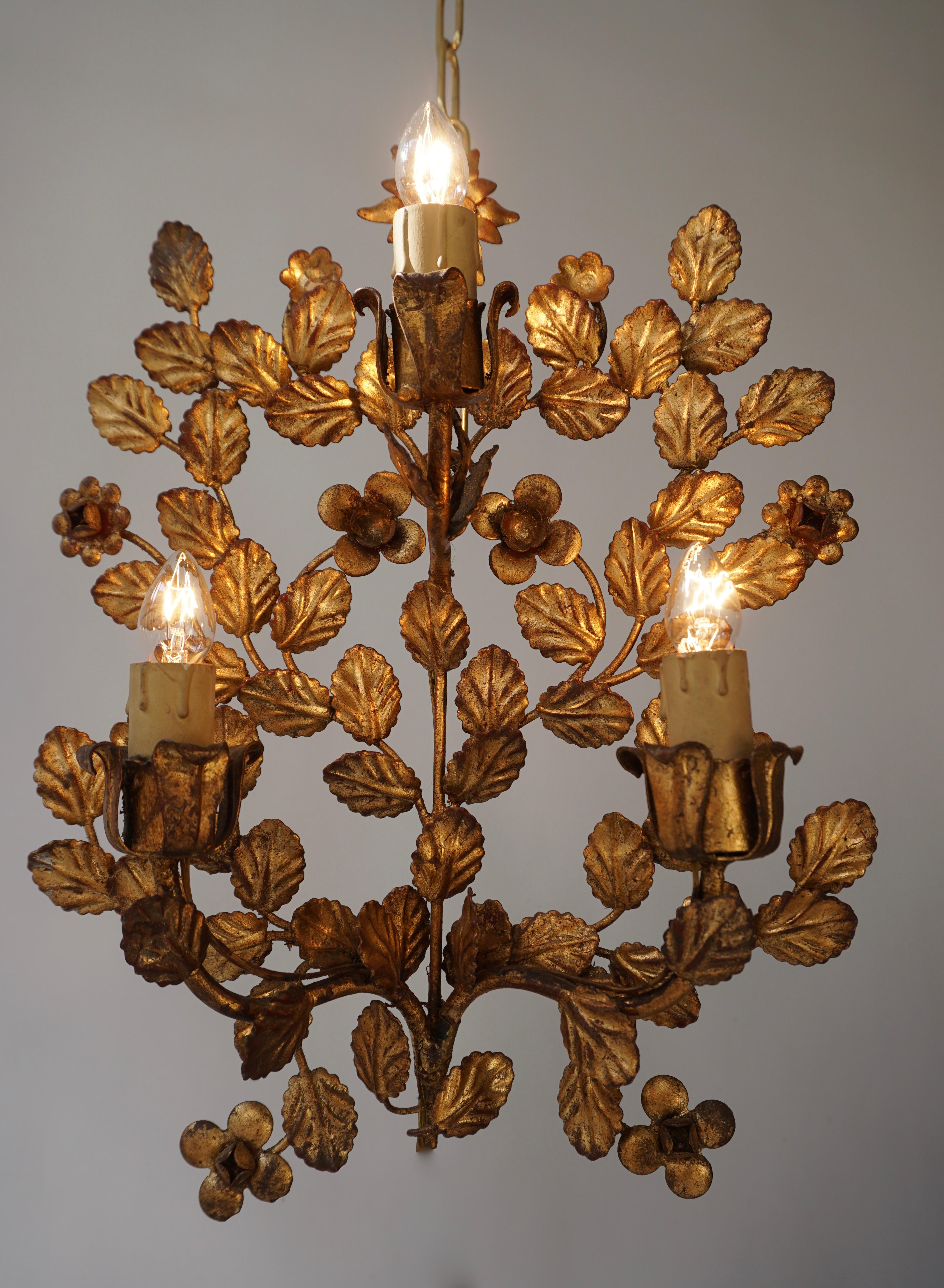 Hollywood Regency Pair of French Toleware Gilded Wall Lights