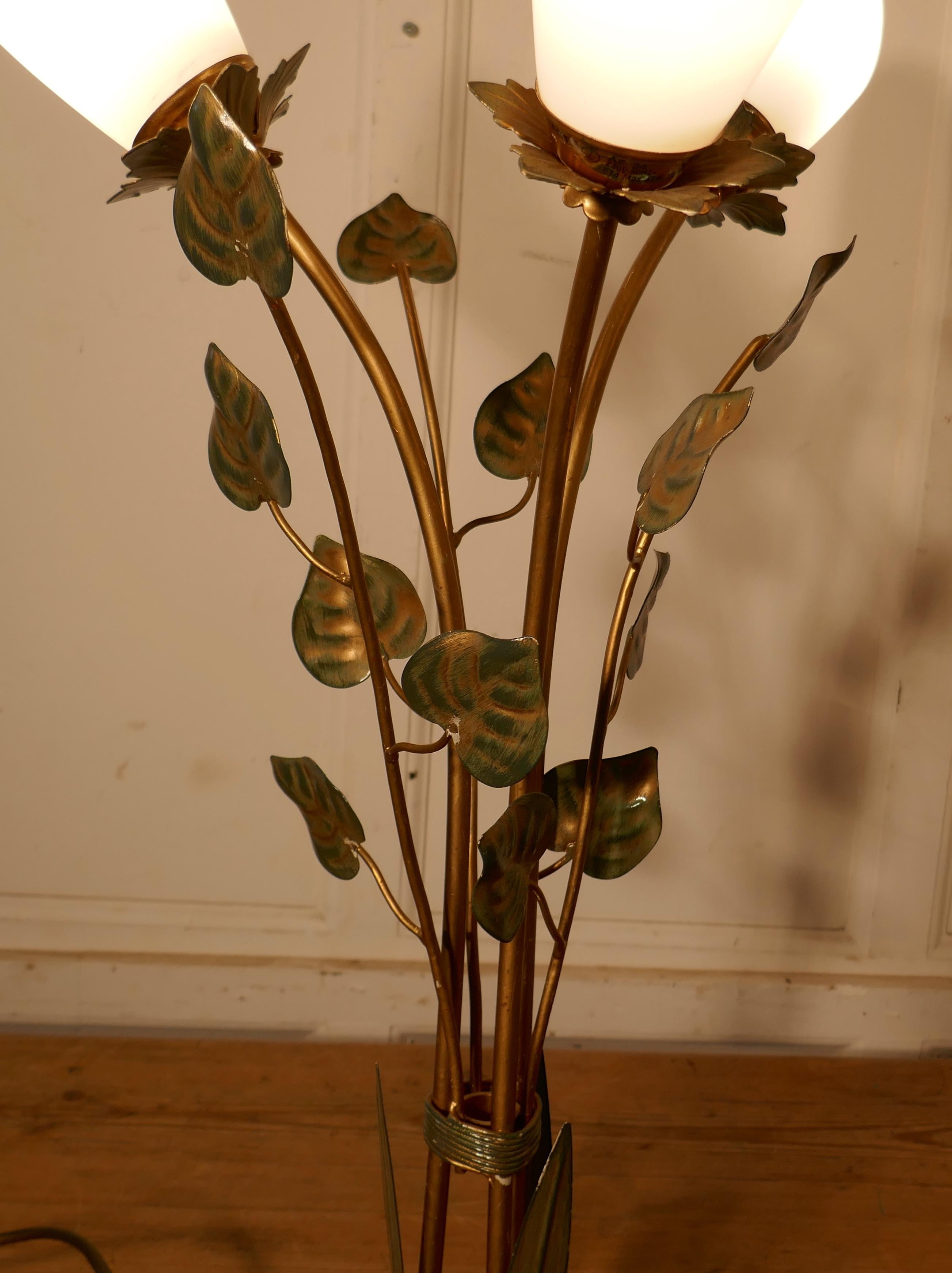 Pair of French Toleware Lamps with Leaves in the Orangery Style, Floor and Table For Sale 3