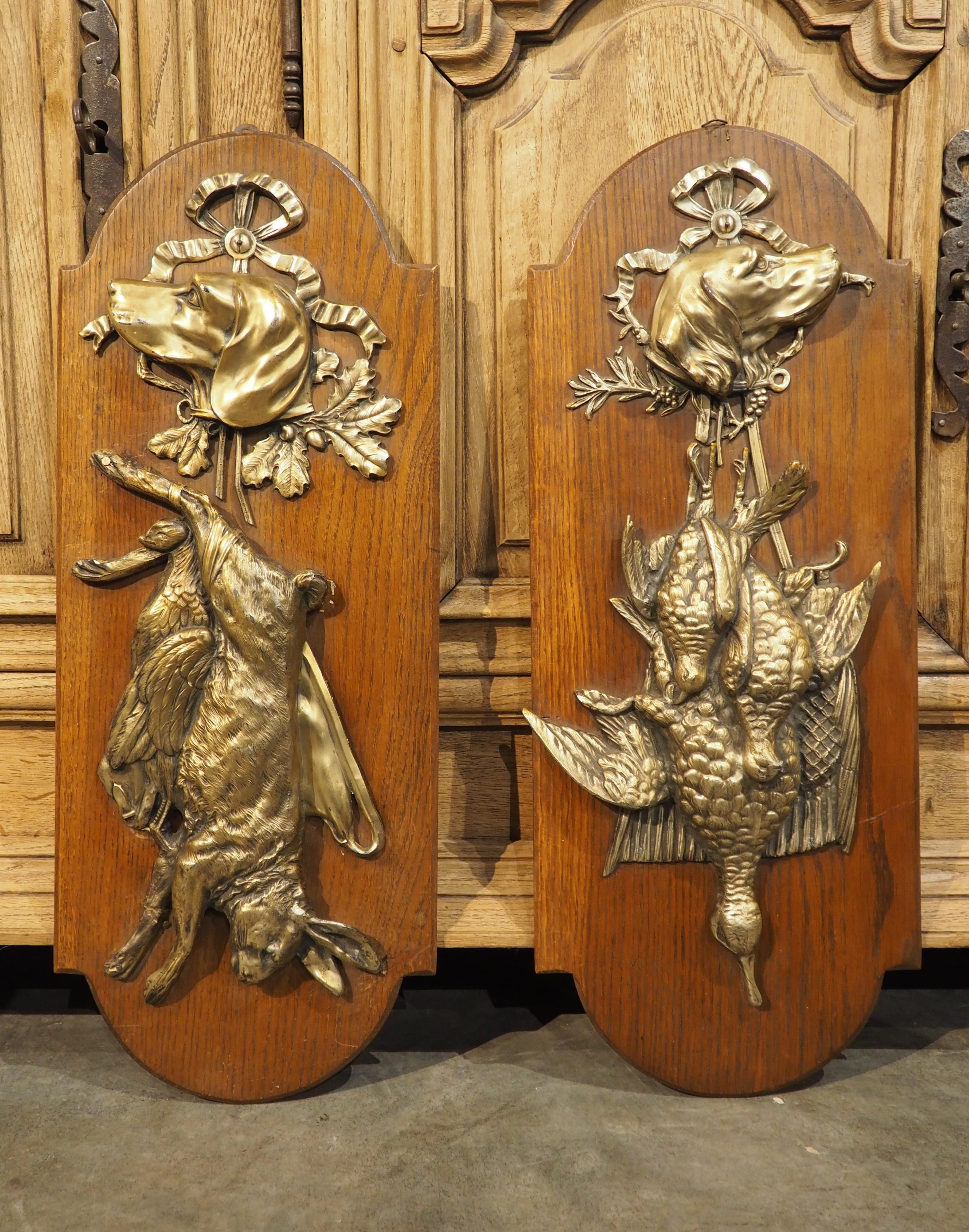 Coppia di targhe per la caccia montate francesi Trophées de Chasse, primi anni del 1900 in vendita 10