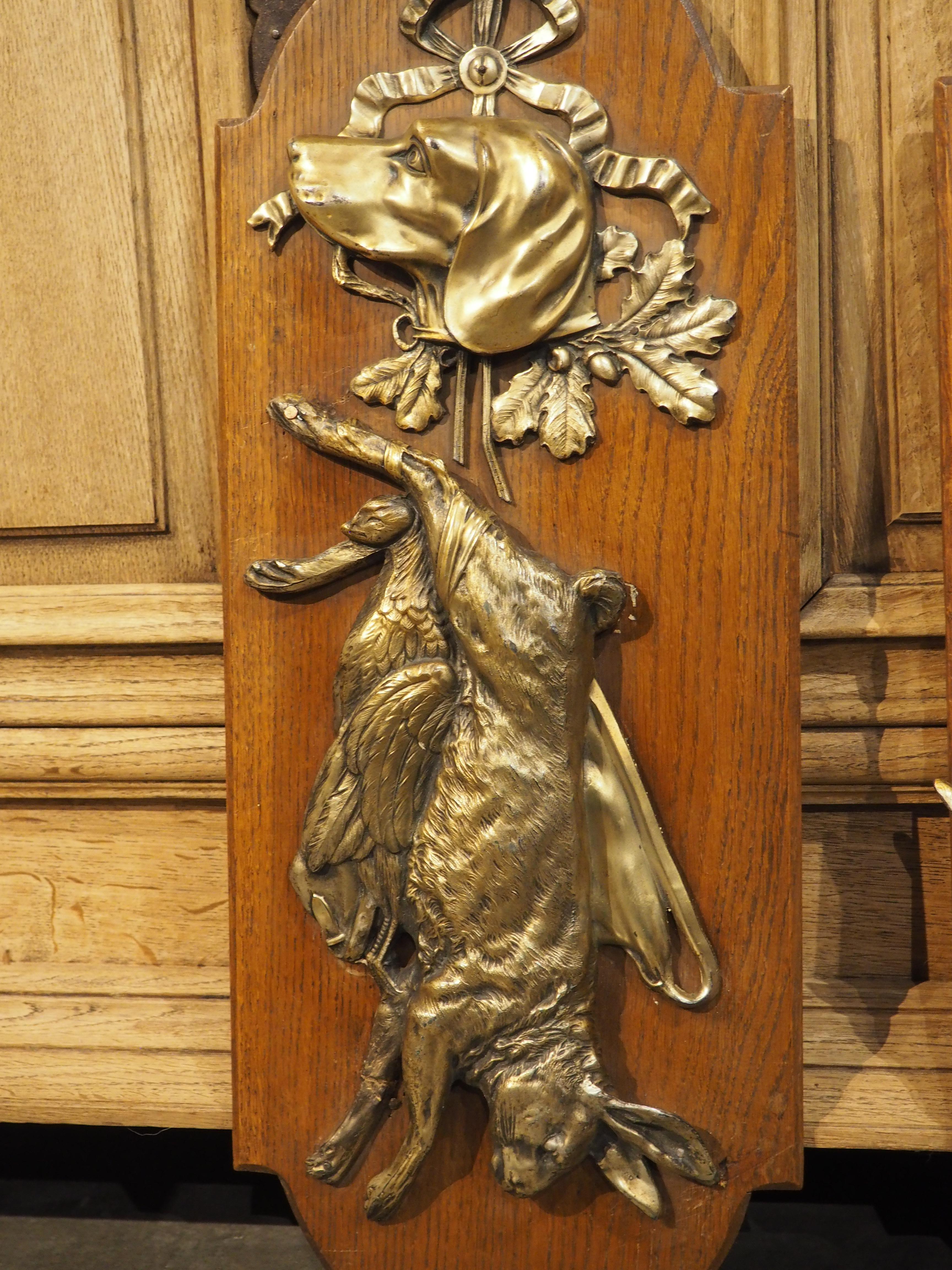 Coppia di targhe per la caccia montate francesi Trophées de Chasse, primi anni del 1900 in vendita 12