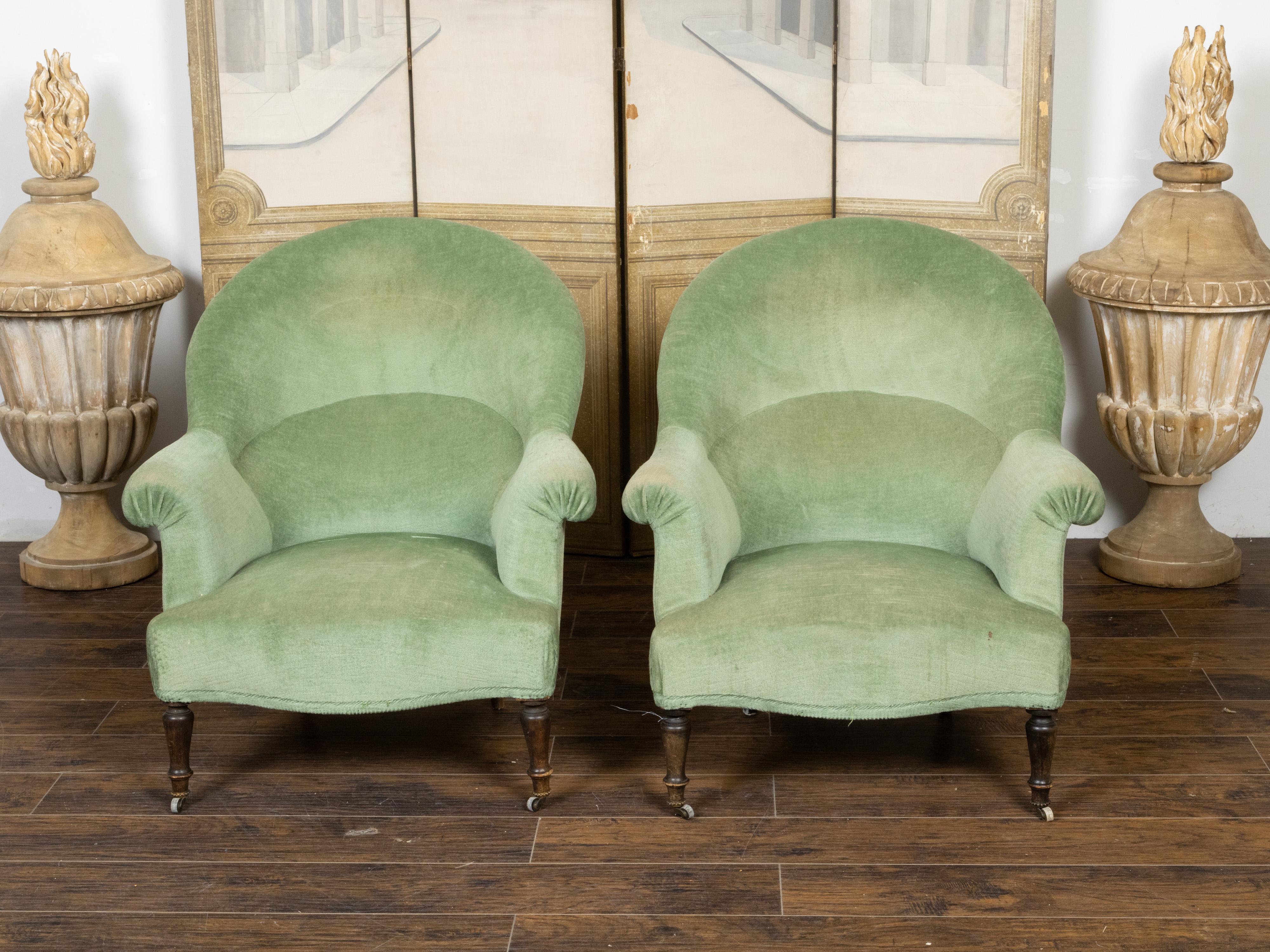 Turned Pair of French Turn of the Century Bergère Chairs with Green Velvet Upholstery For Sale