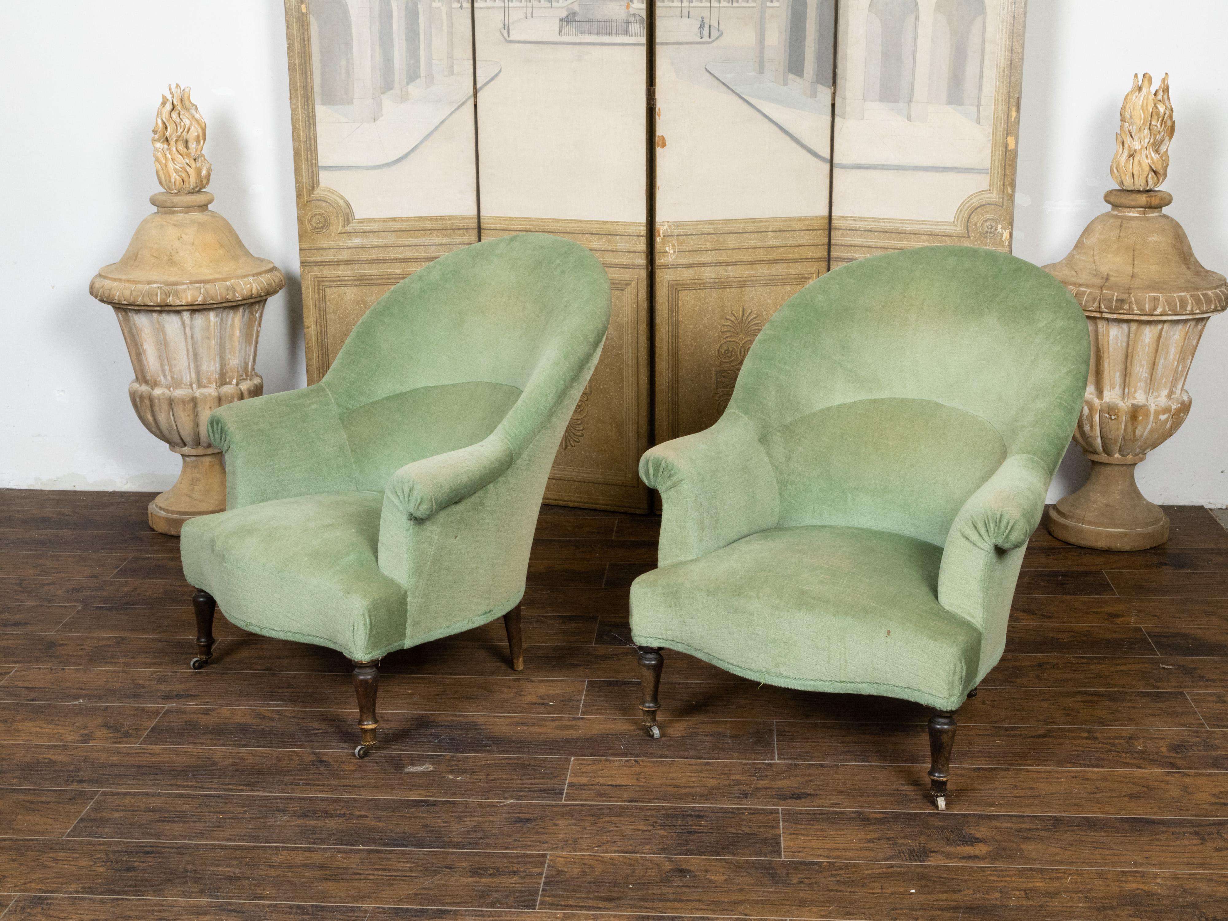 Pair of French Turn of the Century Bergère Chairs with Green Velvet Upholstery In Good Condition For Sale In Atlanta, GA