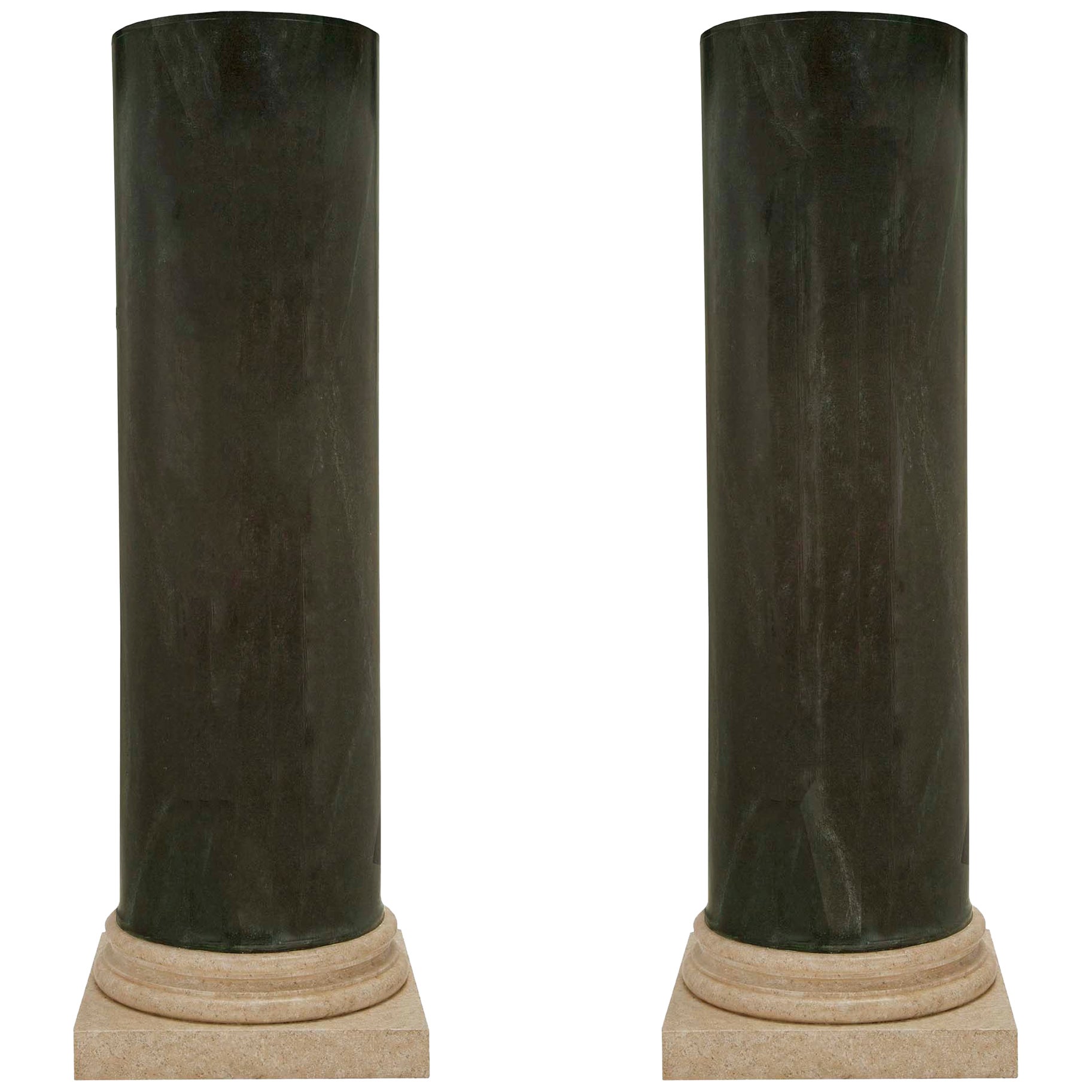 Coppia di colonne dipinte a finto colore in stile neoclassico francese di fine secolo