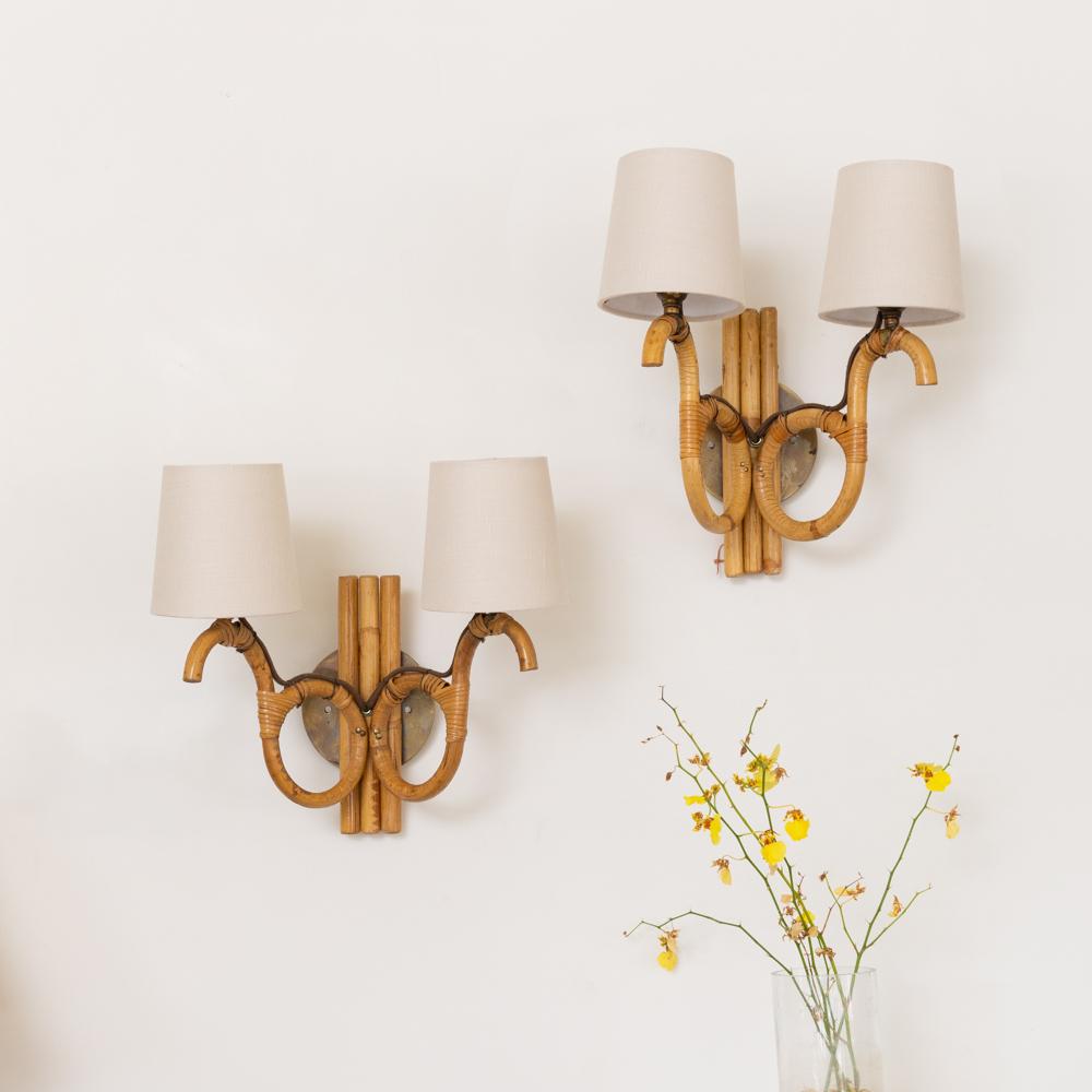 Mid-Century Modern Pair of French Two-Arm Rattan Sconces For Sale