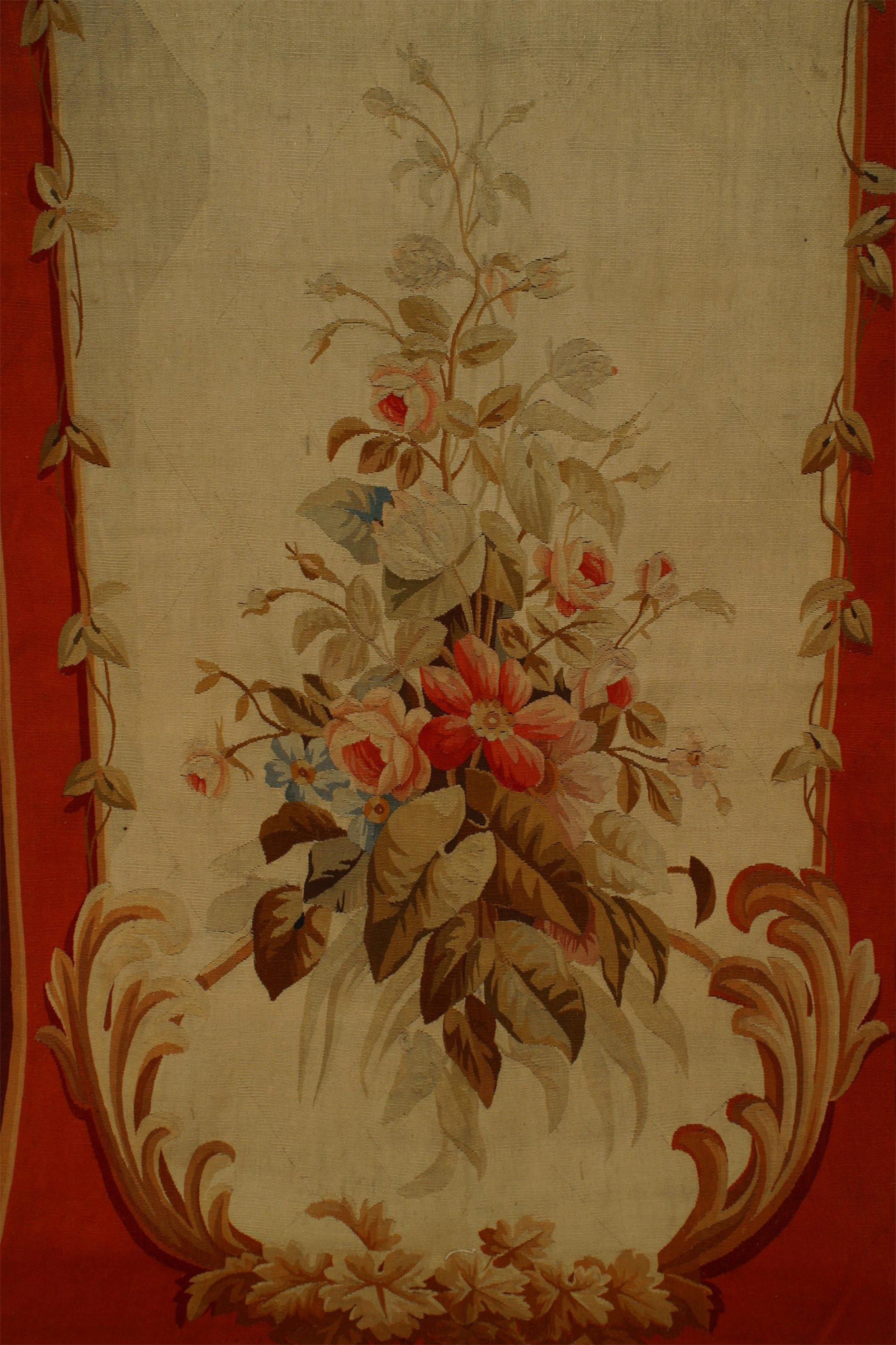 Pair of French Victorian Aubusson Wall Hangings In Good Condition In New York, NY