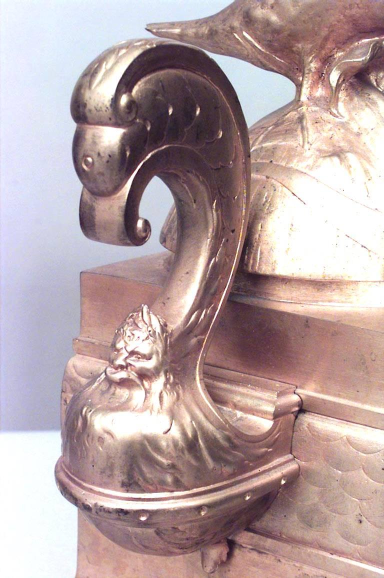 Paar französische viktorianische Fugere-Vasen aus vergoldeter Bronze (Französisch) im Angebot