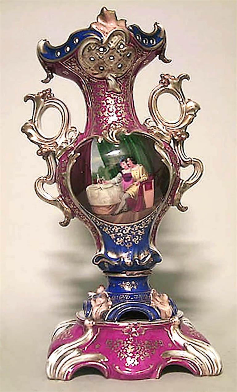 Französisch-viktorianische Porzellanvasen im Jacob Petit-Stil, Paar (Viktorianisch) im Angebot