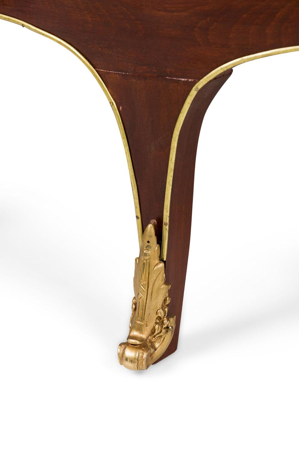 Pair of French Victorian Mahogany and Brass Marble Top Commodes in vendita 1